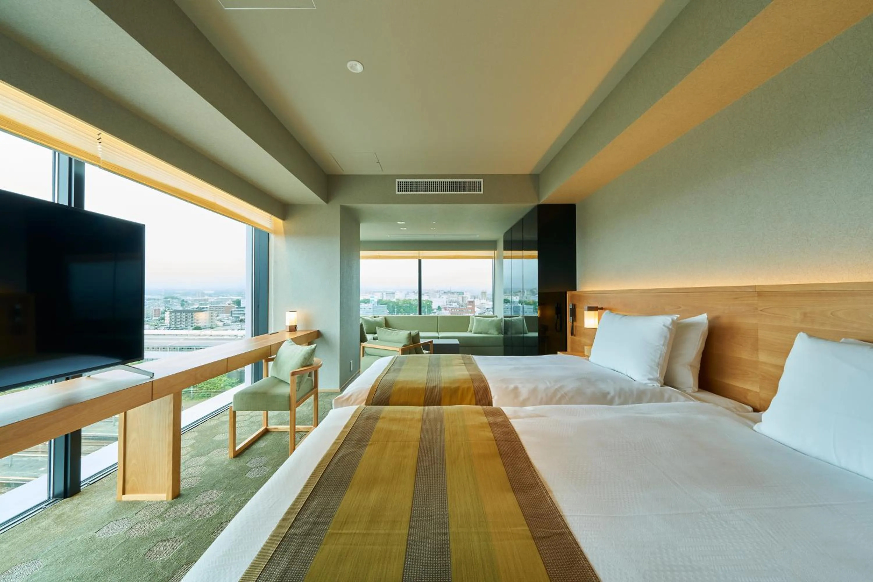 Photo of the whole room, Bed in Fujisan Mishima Tokyu Hotel