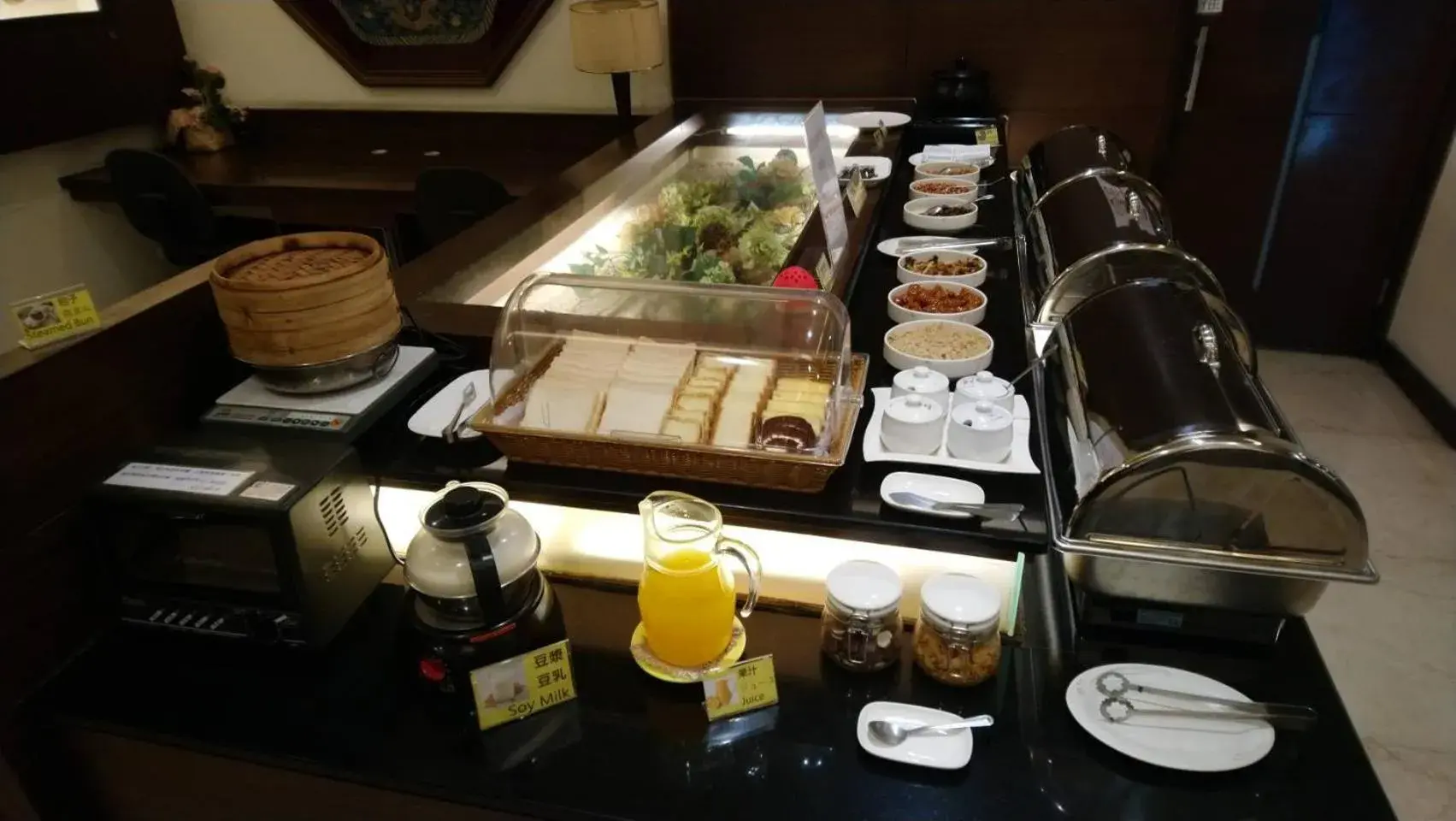 Breakfast in Ta Lee Hotel