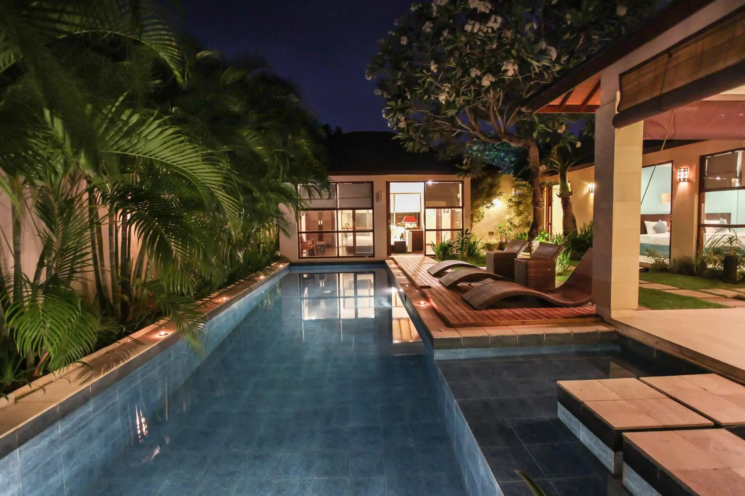 Night, Swimming Pool in Samana Villas
