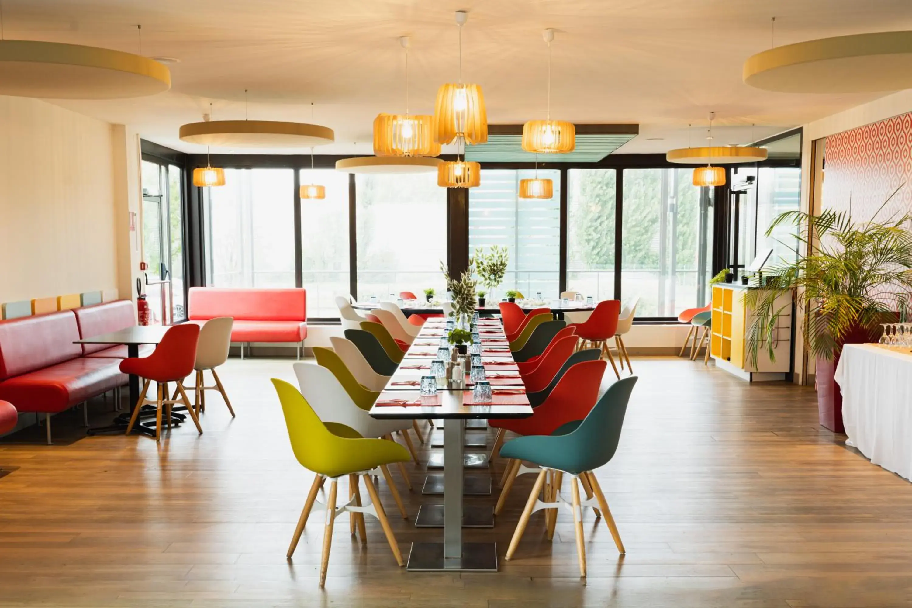 Restaurant/places to eat in ibis Styles Lyon Sud Vienne Restaurant/places to eat in ibis Styles Lyon Sud Vienne