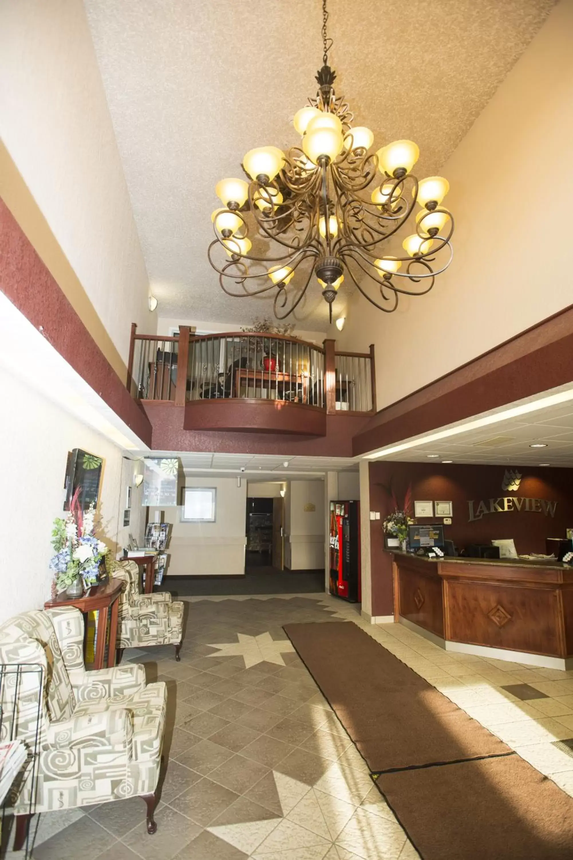 Lobby/Reception in Lakeview Inns & Suites - Chetwynd