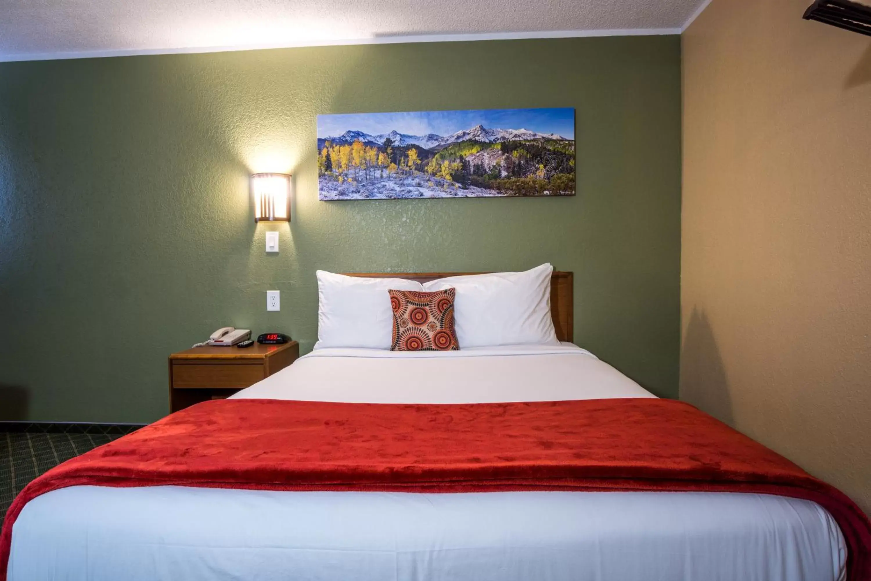 Bed in Red River Inn Silt - Rifle