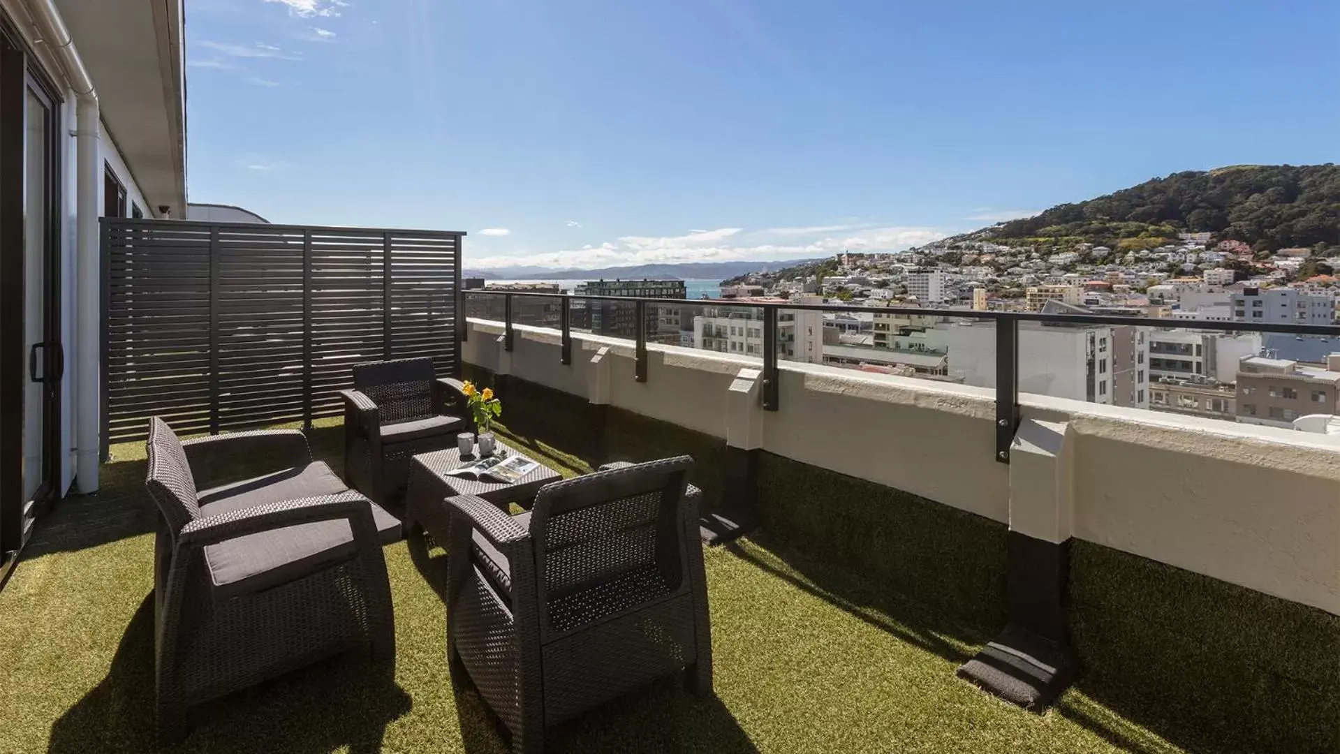 Balcony/Terrace in Oaks Wellington Hotel