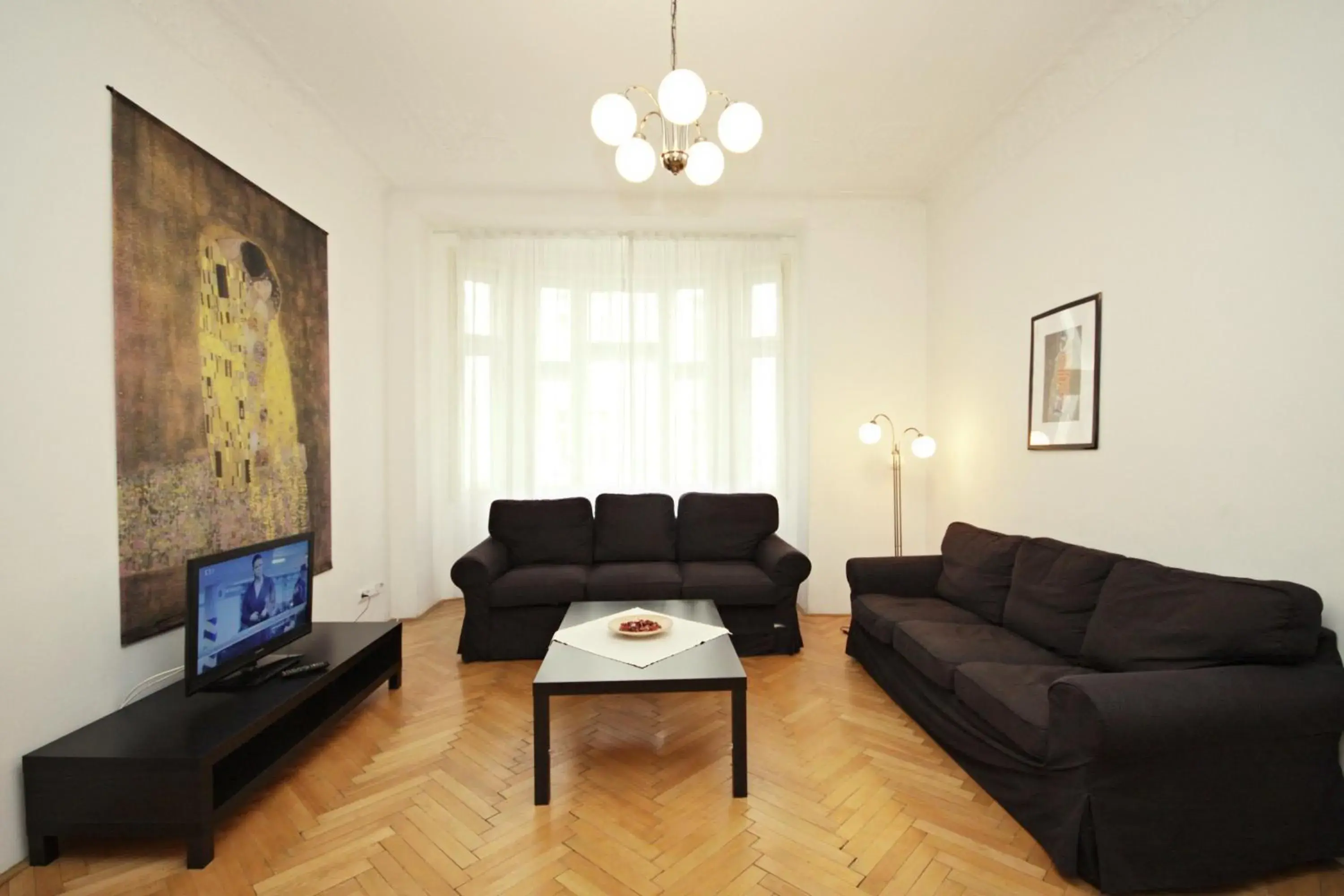 Three-Bedroom Apartment in Prague Central Exclusive Apartments