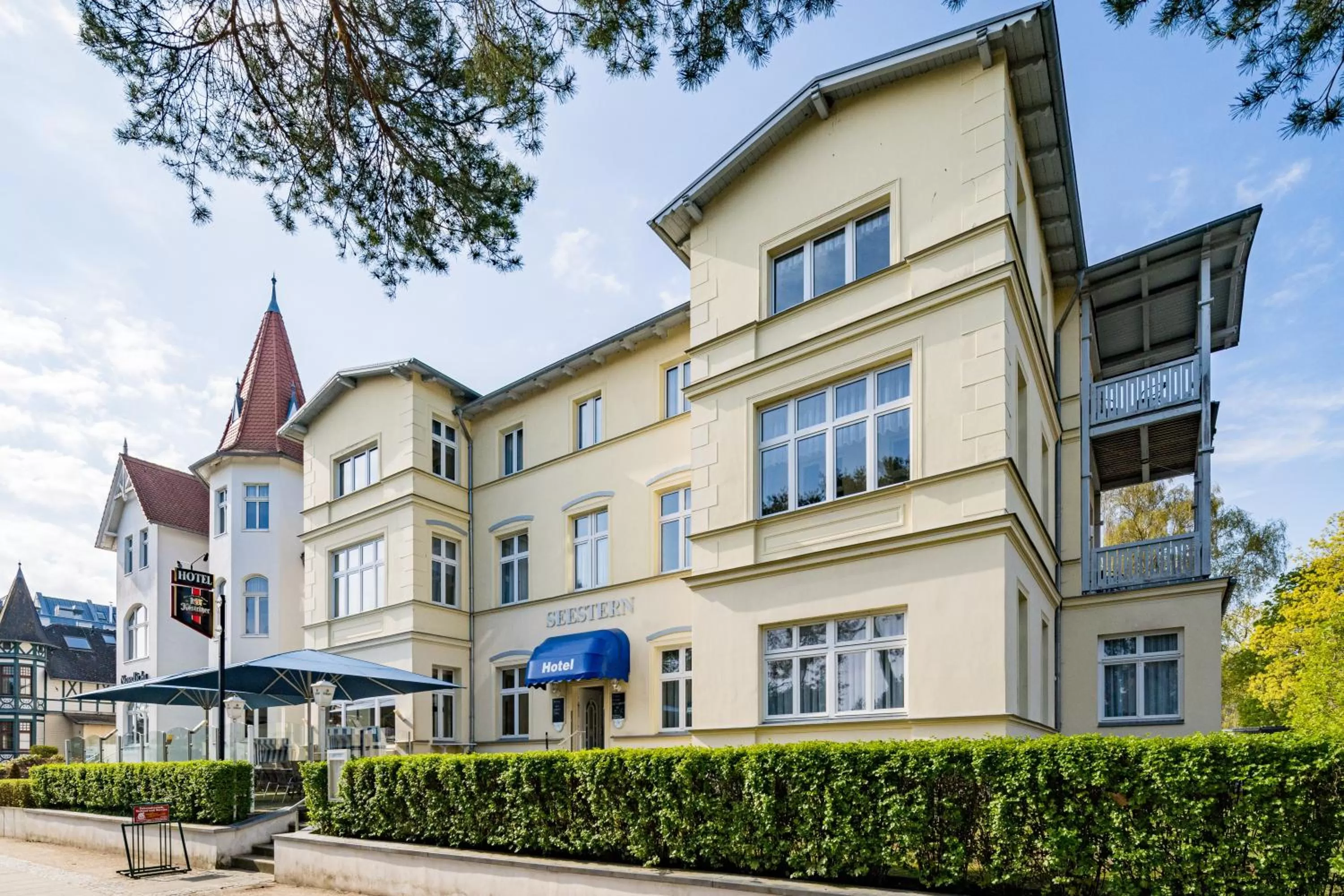 Property building in Hotel Seestern