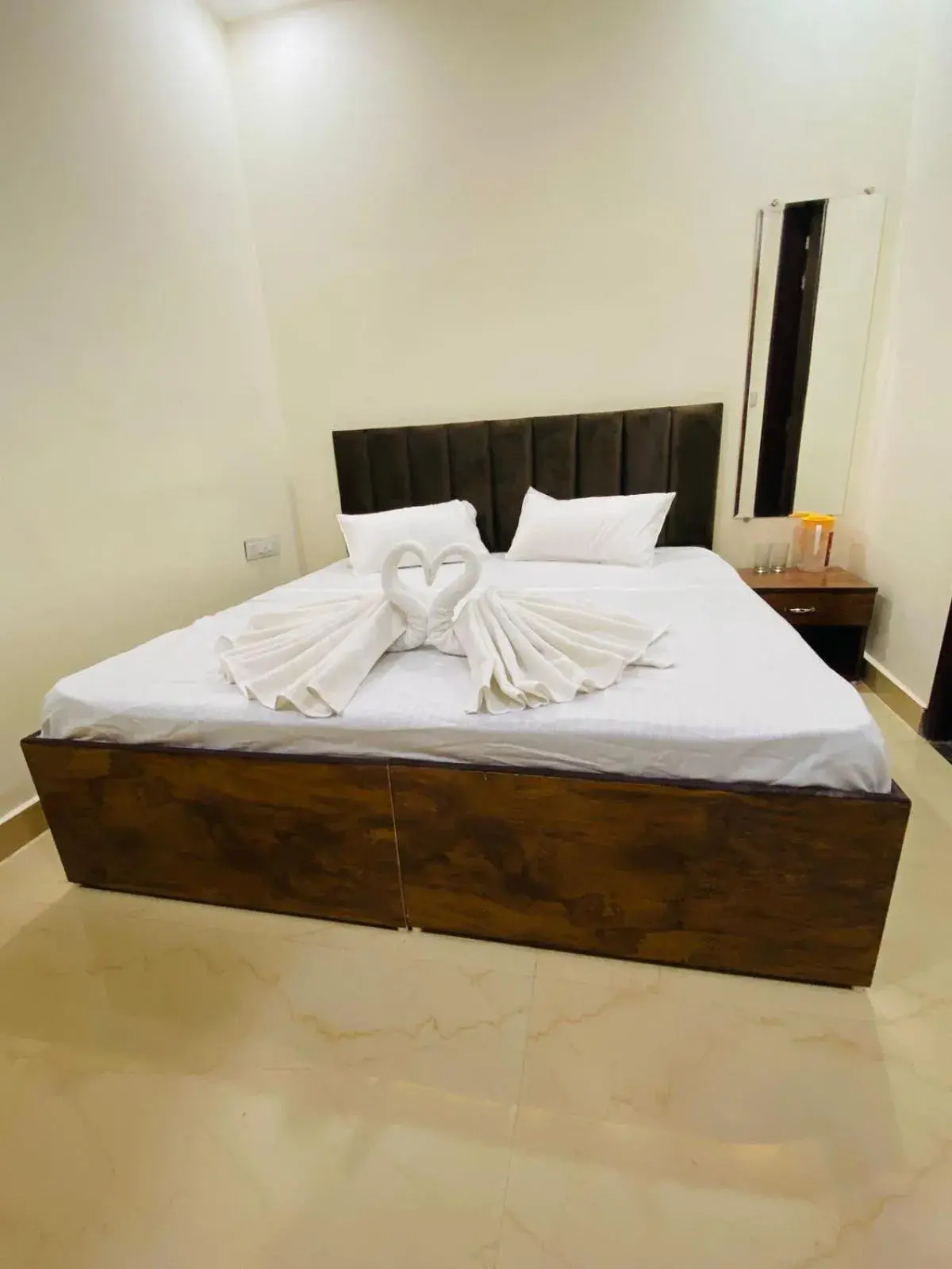 Deluxe Double Room (2 Adults + 1 Child) in Naman Homestay Deluxe Double Room (2 Adults + 1 Child) in Naman Homestay