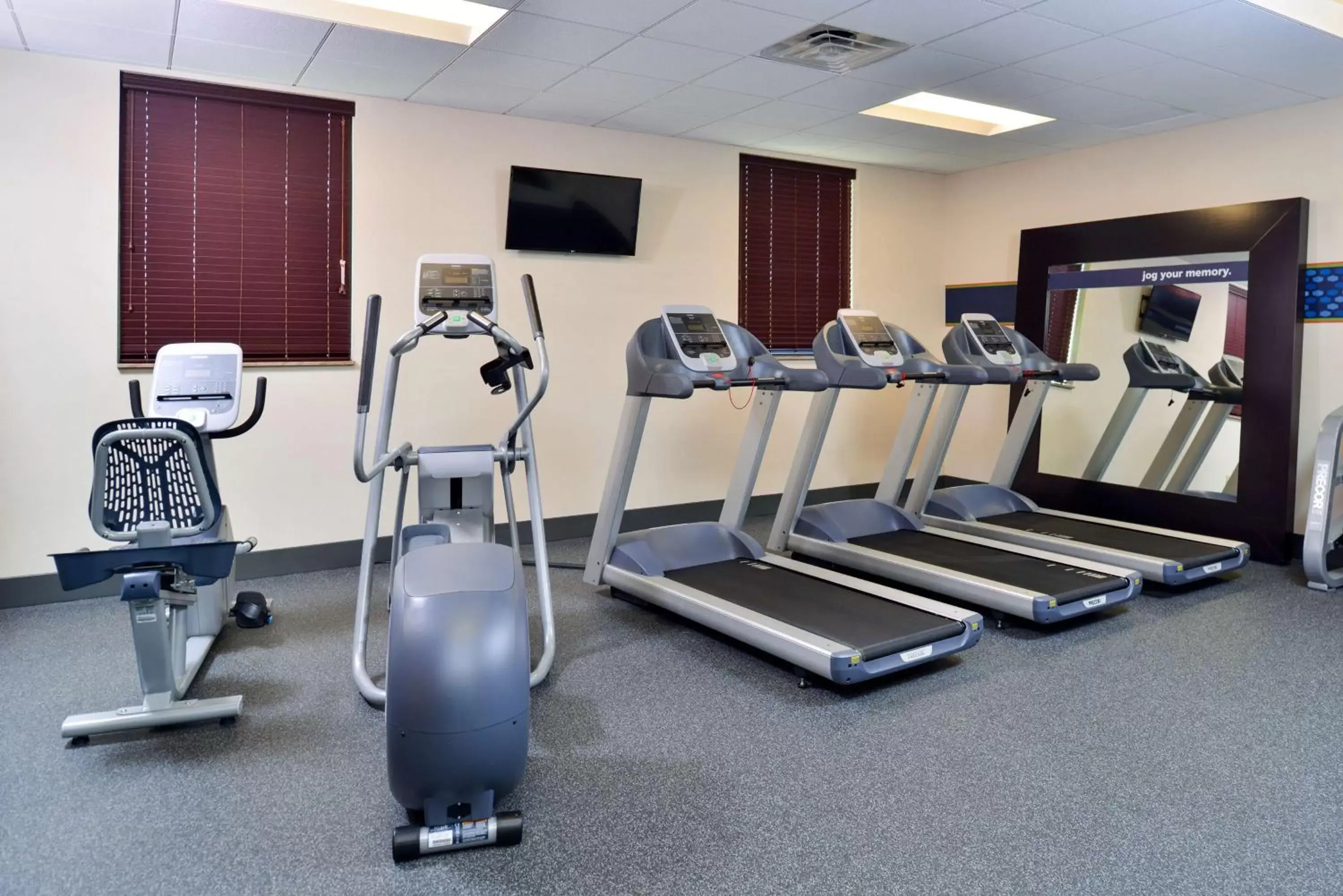 Fitness centre/facilities in Hampton Inn & Suites California University-Pittsburgh Fitness centre/facilities in Hampton Inn & Suites California University-Pittsburgh