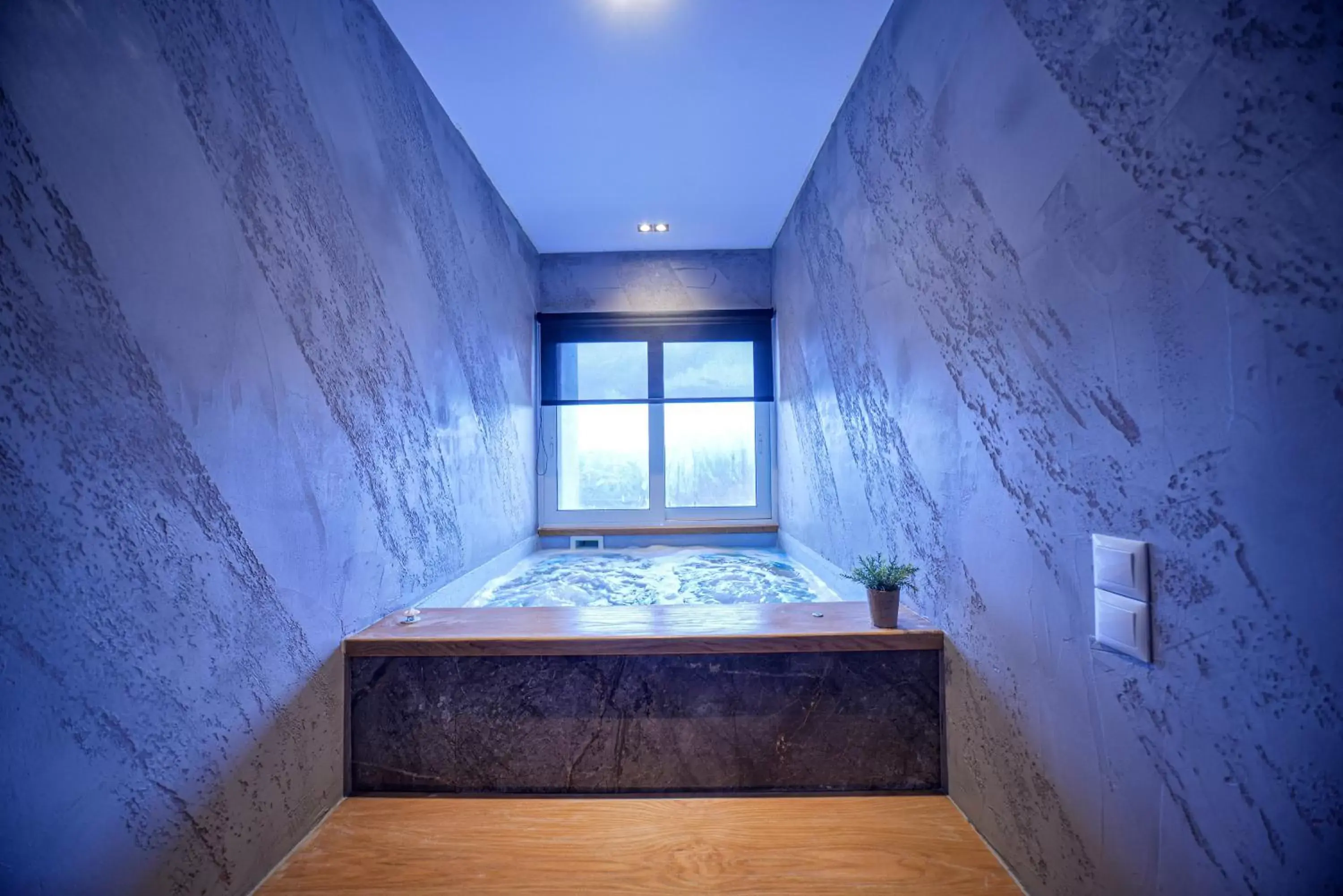 Hot Tub in Anixi Hotel by AP