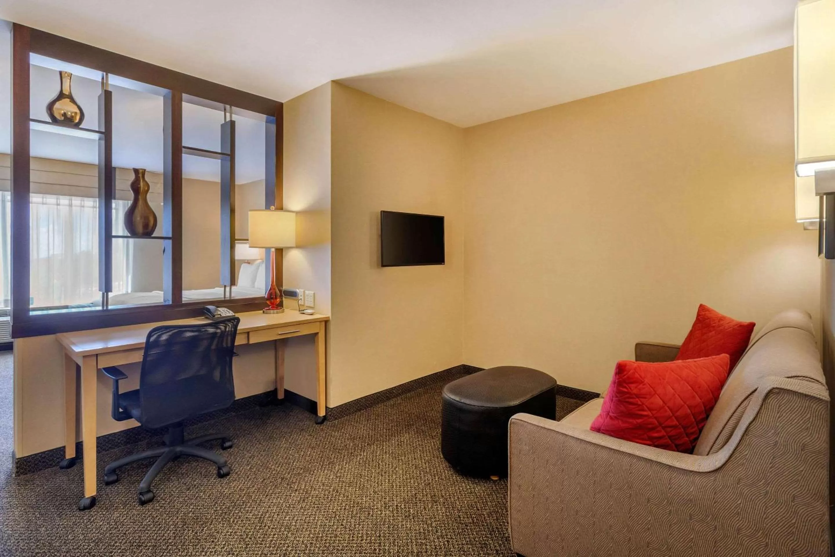 Photo of the whole room in Cambria Hotel Ft Collins