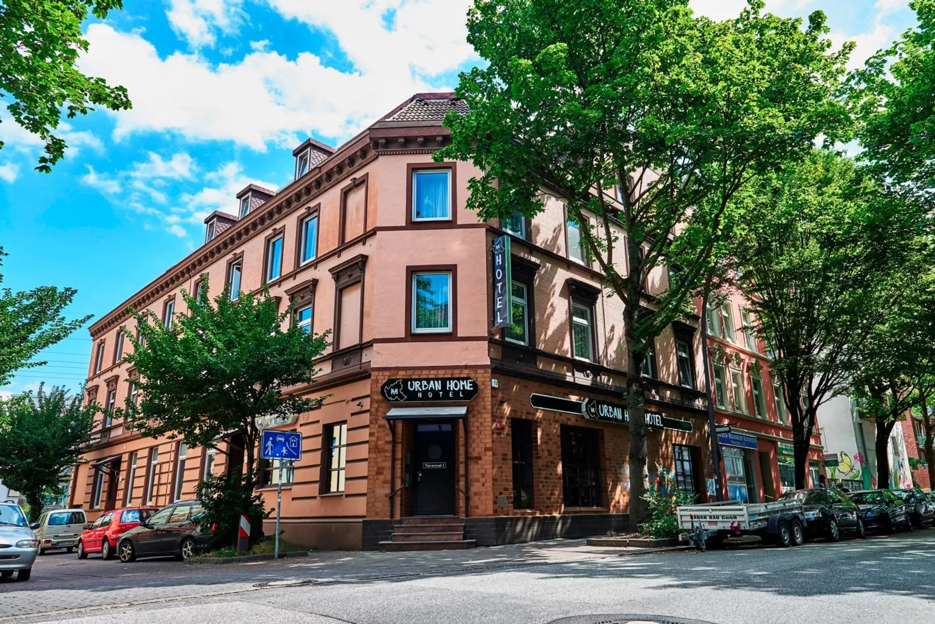 Property building in Urban Home Self Check-In Hotel Property building in Urban Home Self Check-In Hotel