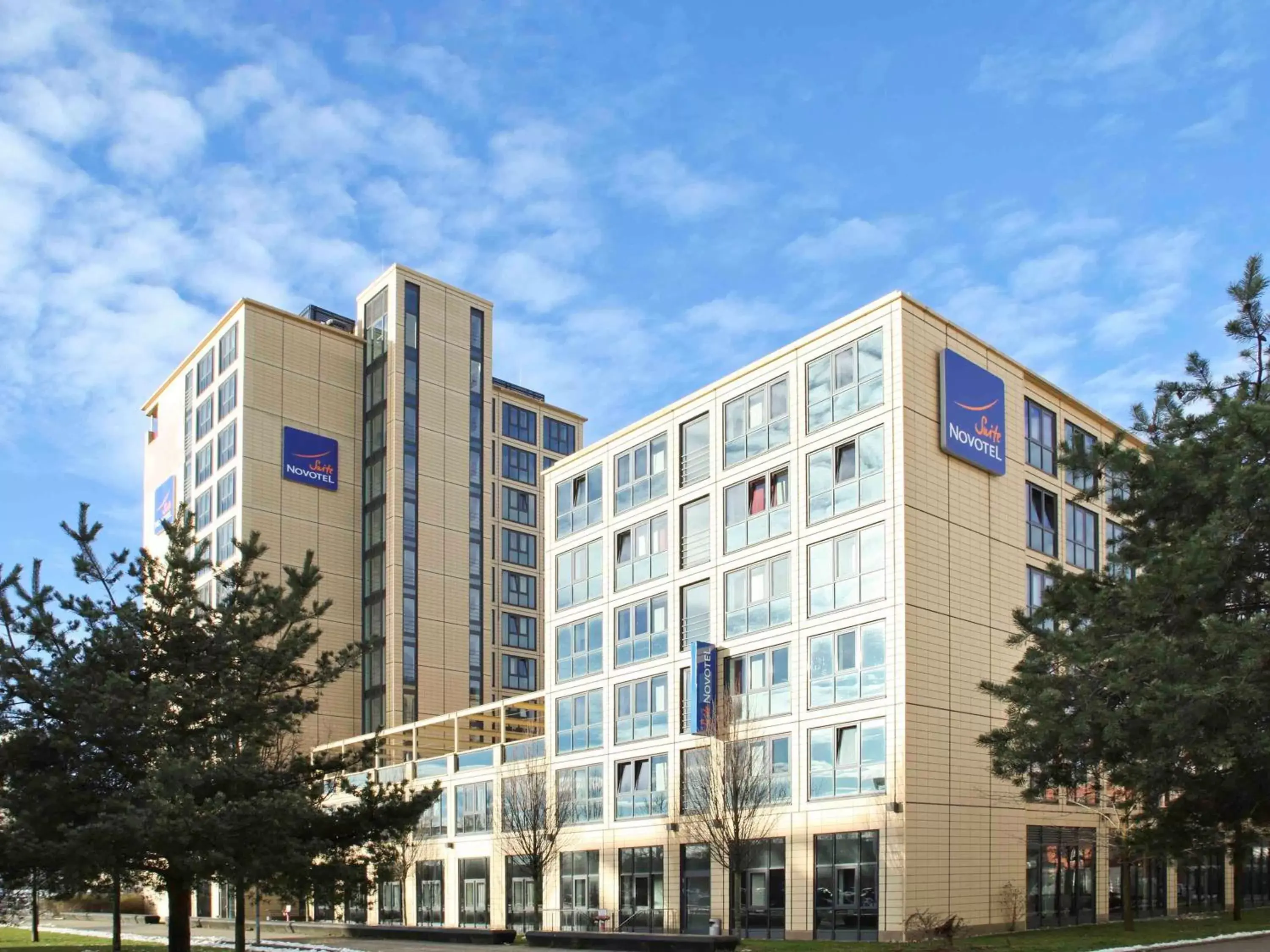 Property Building in Novotel Suites München Parkstadt Schwabing