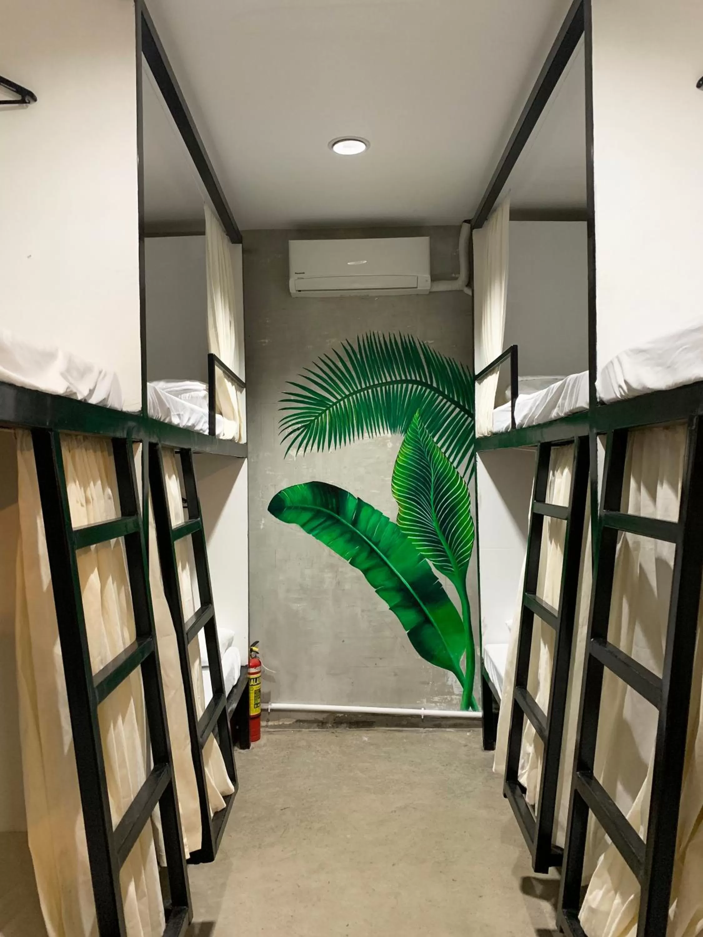 Bed in HappyNest Hostel Cebu