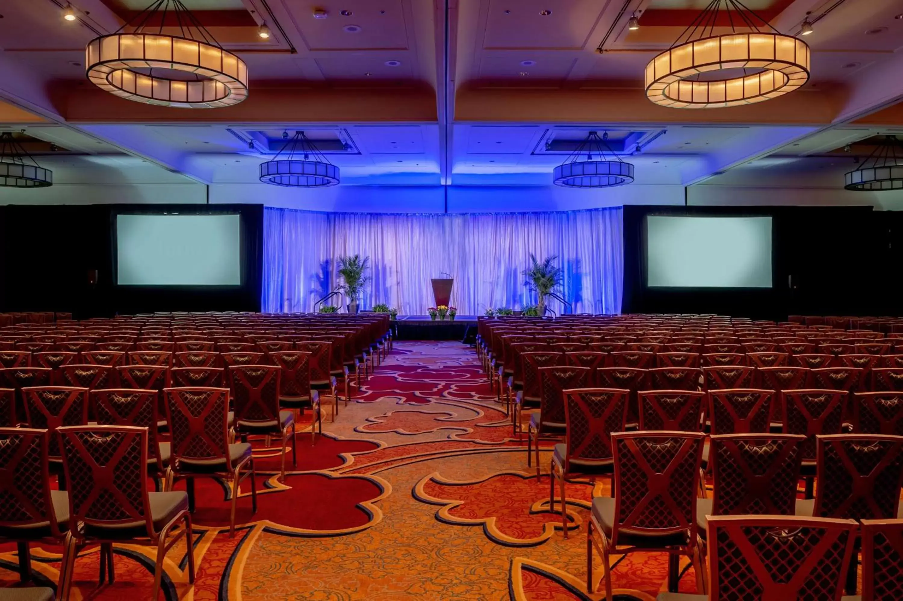 Meeting/conference room in St. Louis Union Station Hotel, Curio Collection by Hilton