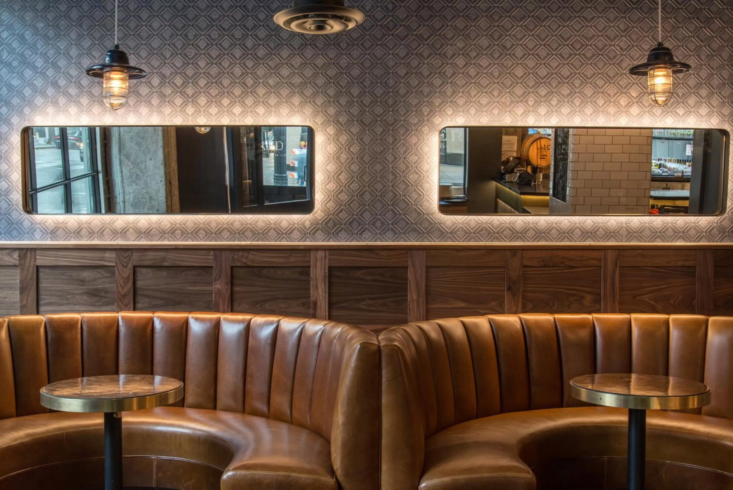 Restaurant/places to eat in Hotel Theodore Seattle Downtown, Tapestry by Hilton