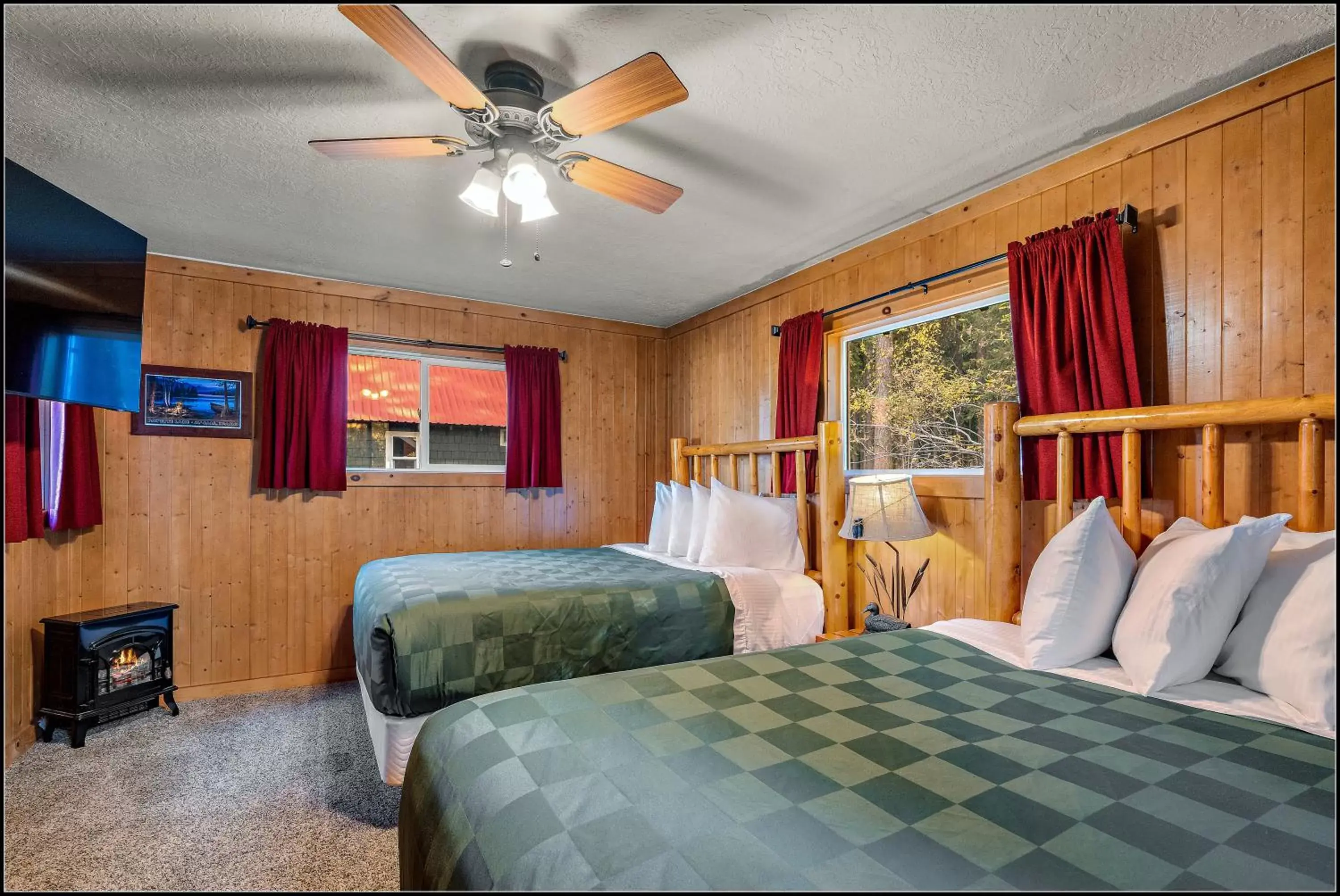 Bed in Brundage Bungalows