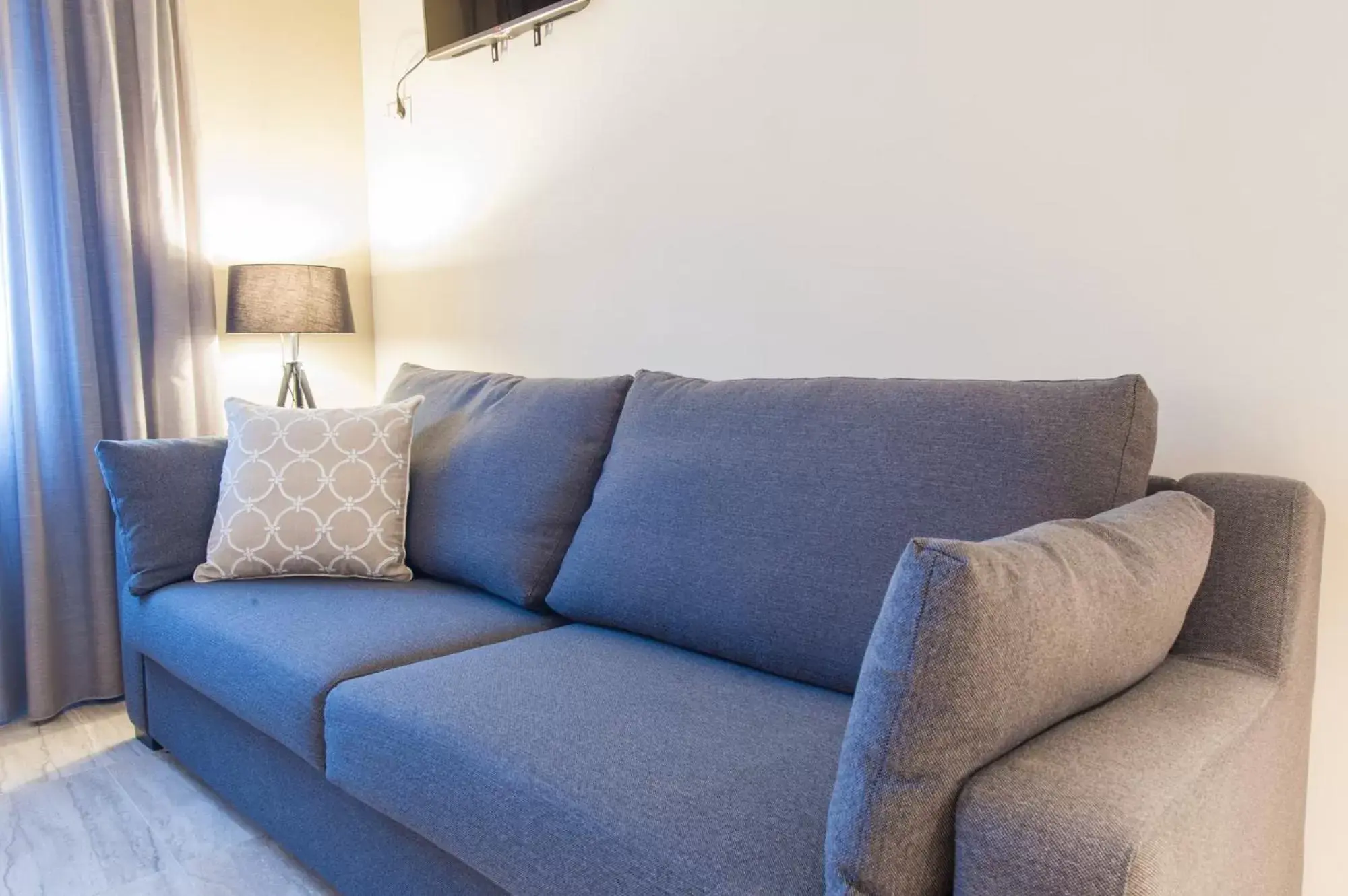 Decorative detail, Seating Area in New Hotel Colon