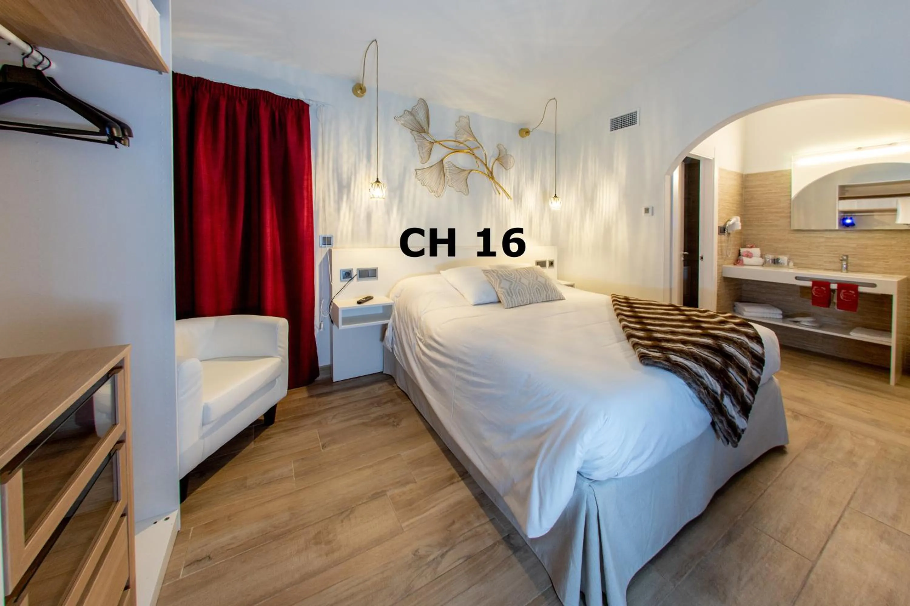 Photo of the whole room, Bed in Artmonia