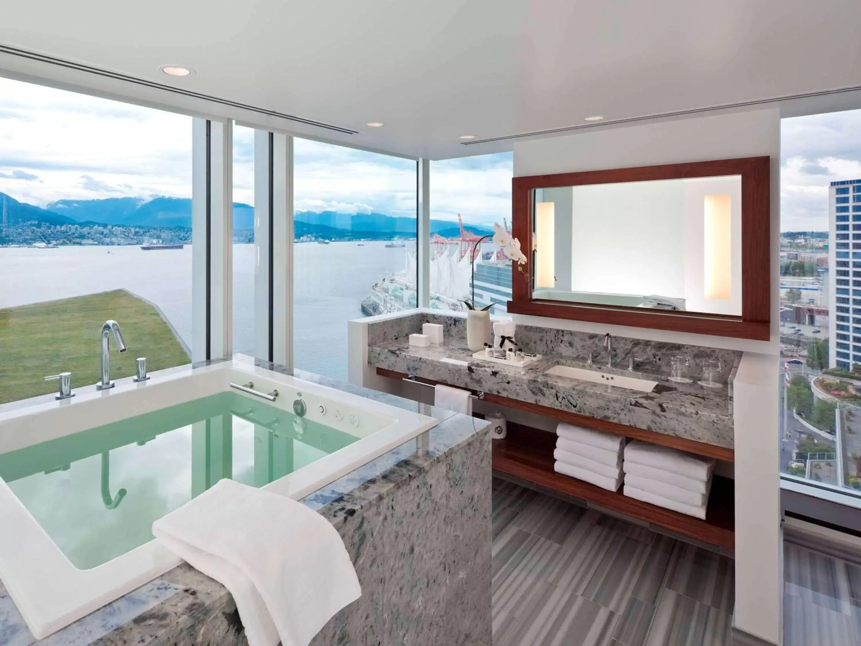Bedroom, Bathroom in Fairmont Pacific Rim