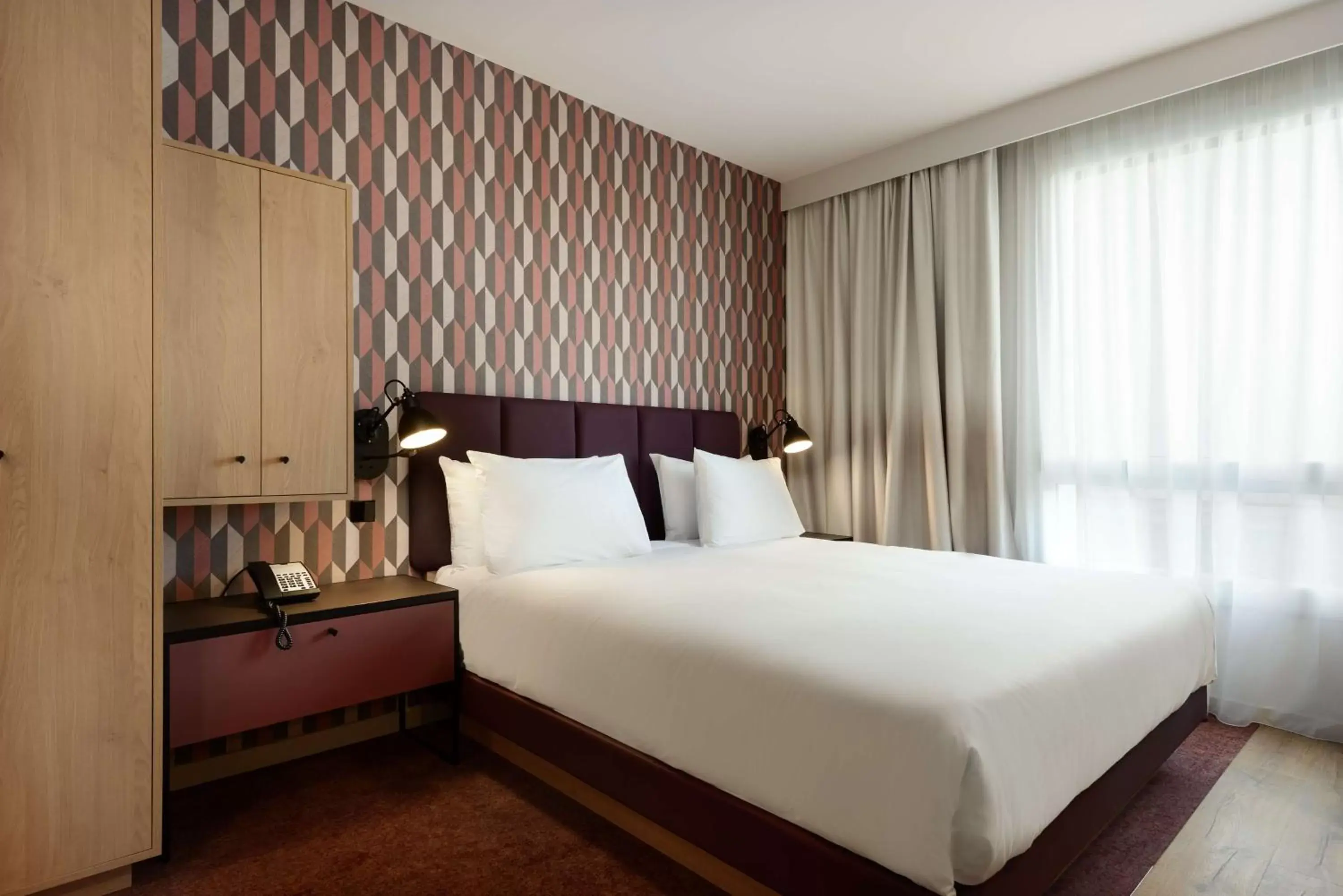 Photo of the whole room in Hyatt House Paris Charles de Gaulle Airport