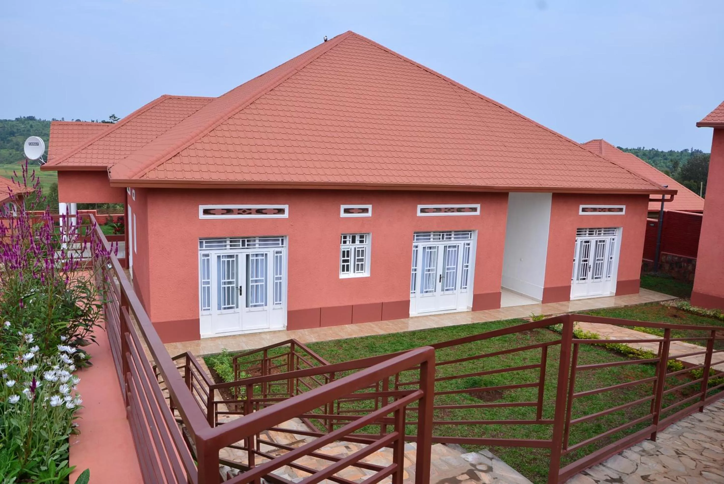 Property building in Hôtel Maisons-Sifa