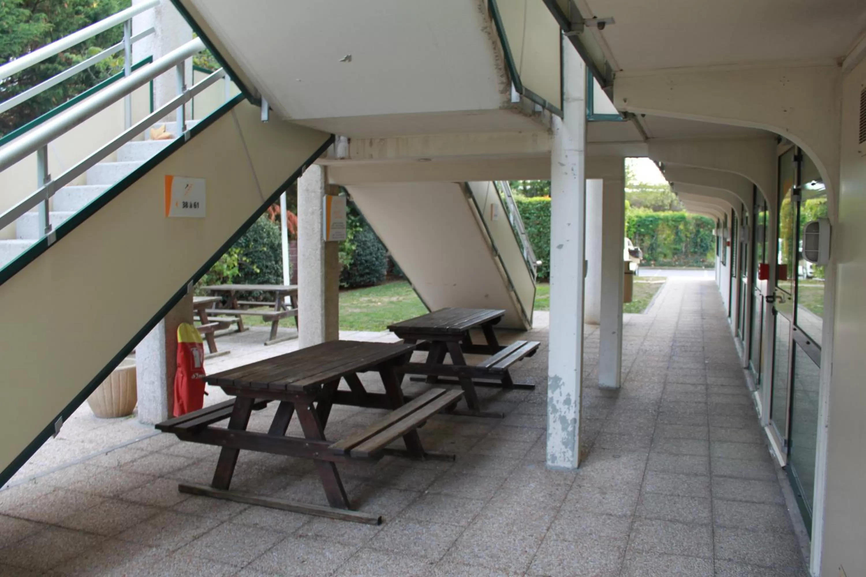 Patio in Hôtel Premiere Classe Pamiers