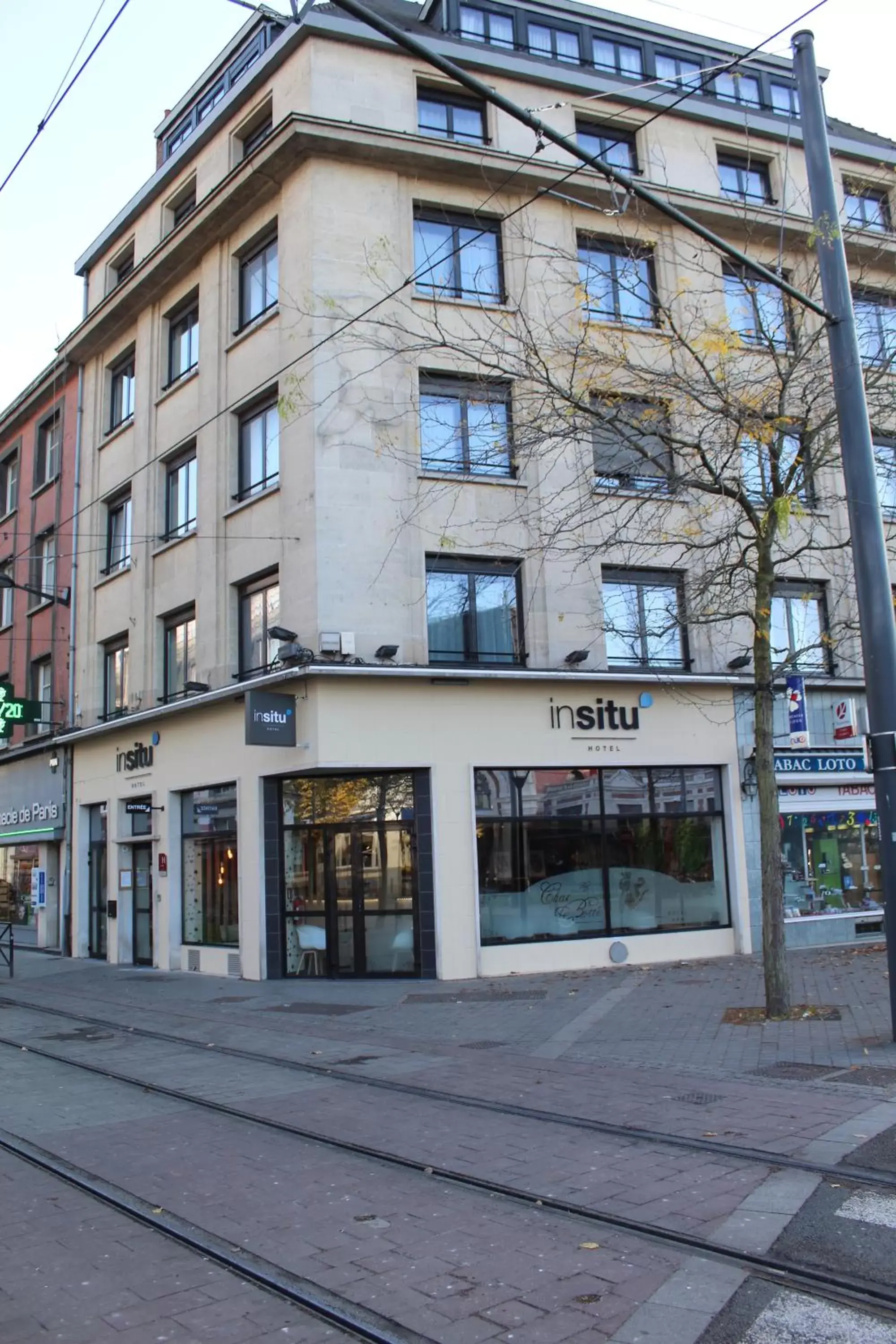 Facade/entrance, Property Building in In Situ Hotel