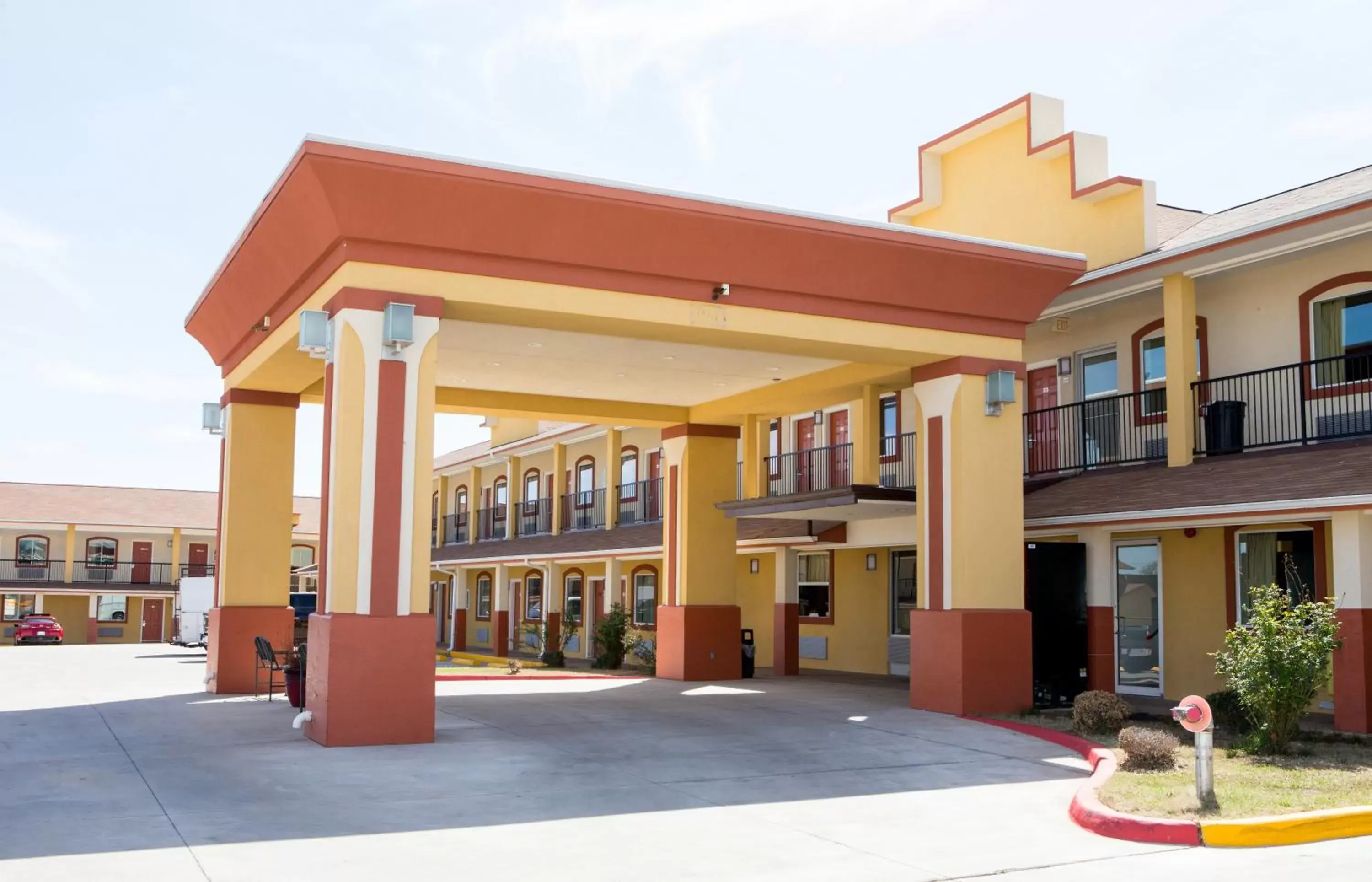 Property Building in Sands Inn & Suites