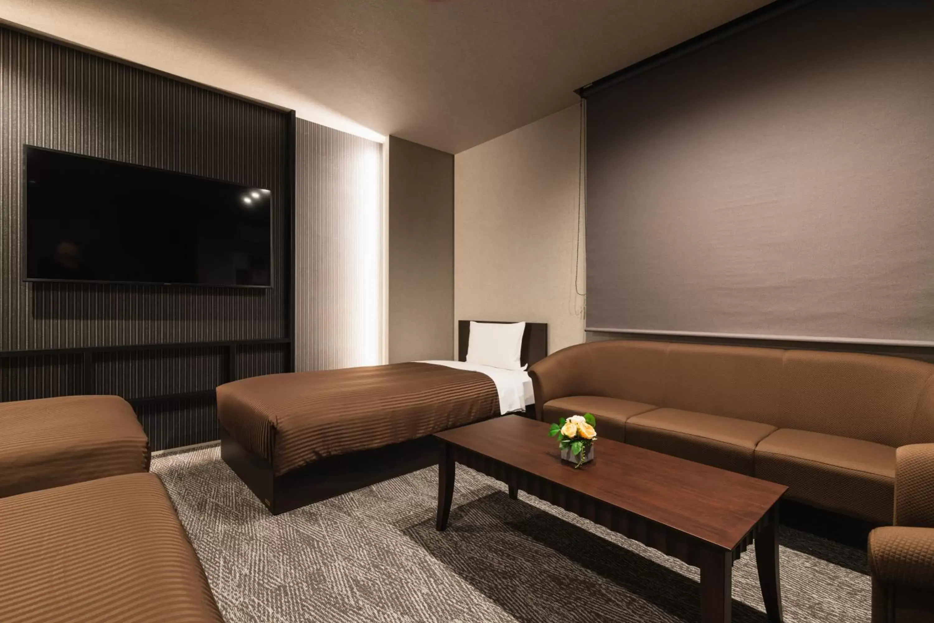 Photo of the whole room in GRAND BASE Hakata Naraya Photo of the whole room in GRAND BASE Hakata Naraya