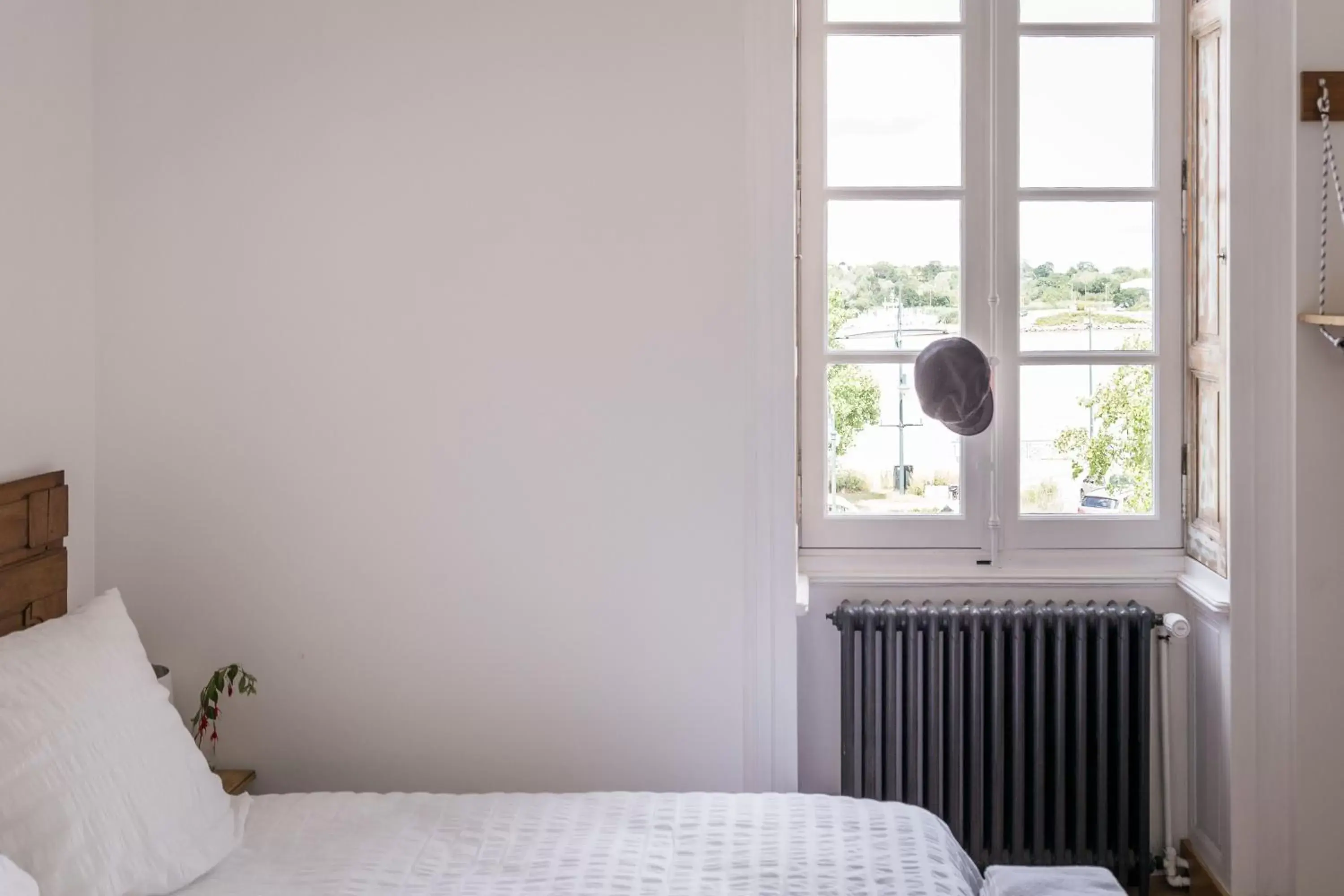 Bedroom, View in La Houache Chambres d'Hôtes