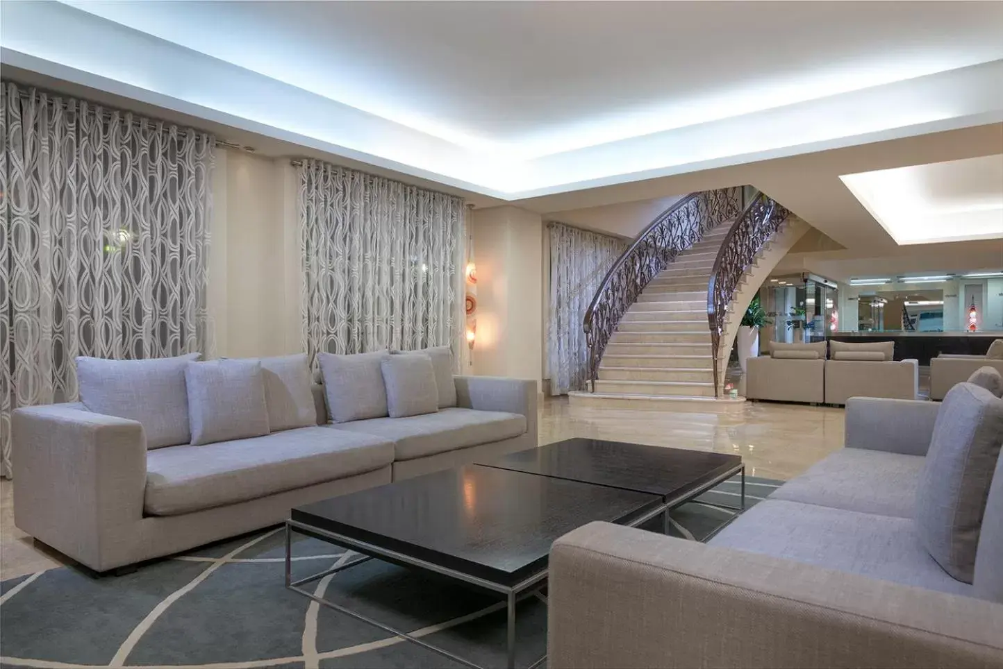 Lobby or reception, Seating Area in Radisson Hotel Santo Domingo