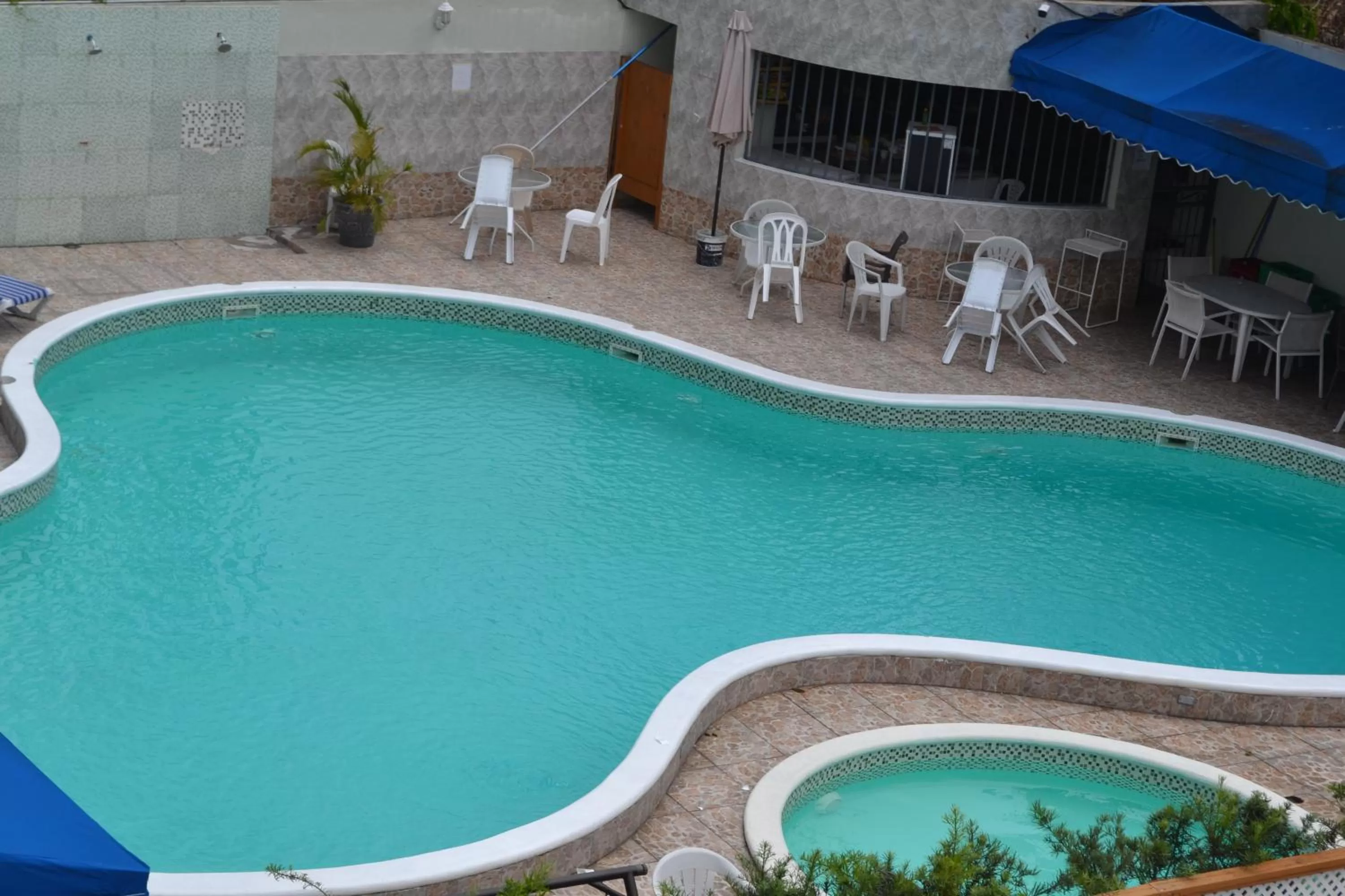 Property building in Hotel Renacer