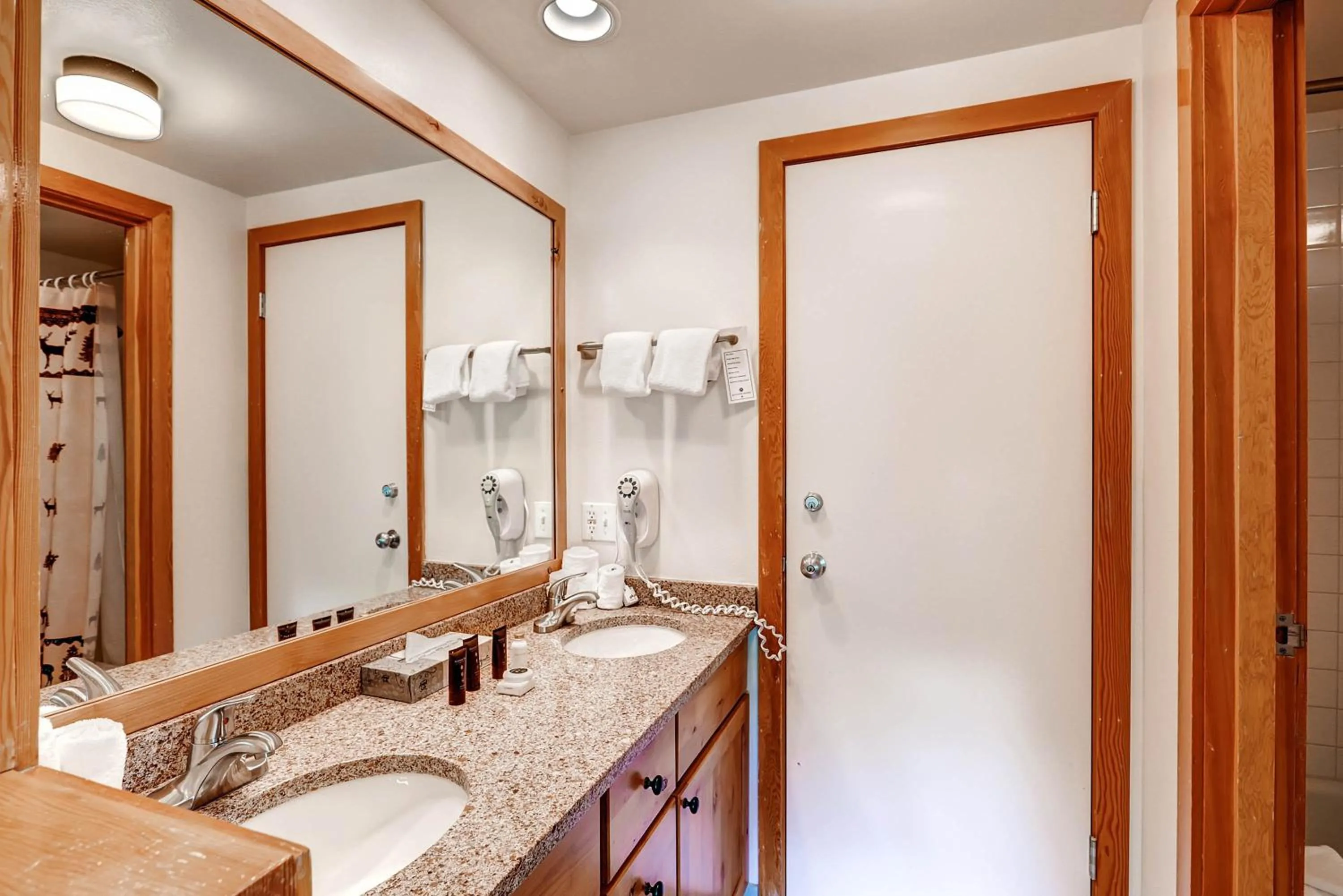 Bathroom in Evergreen Condominiums by Keystone Resort