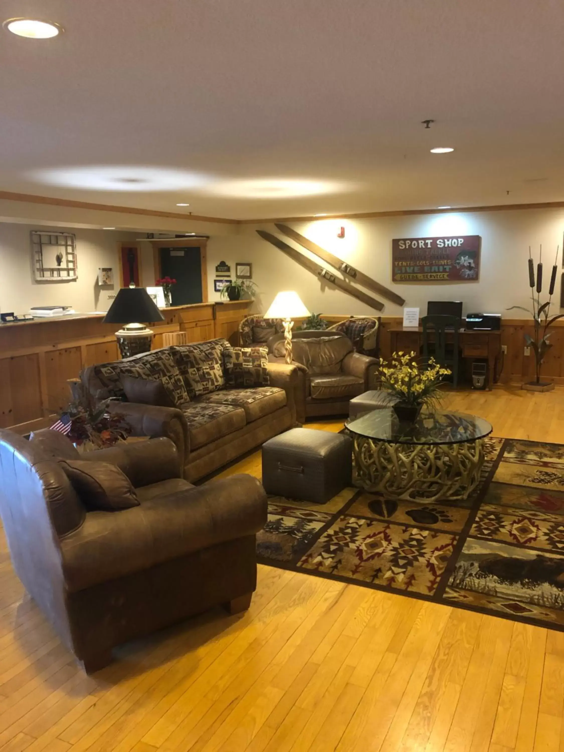 Lobby/Reception in Flat Creek Lodge