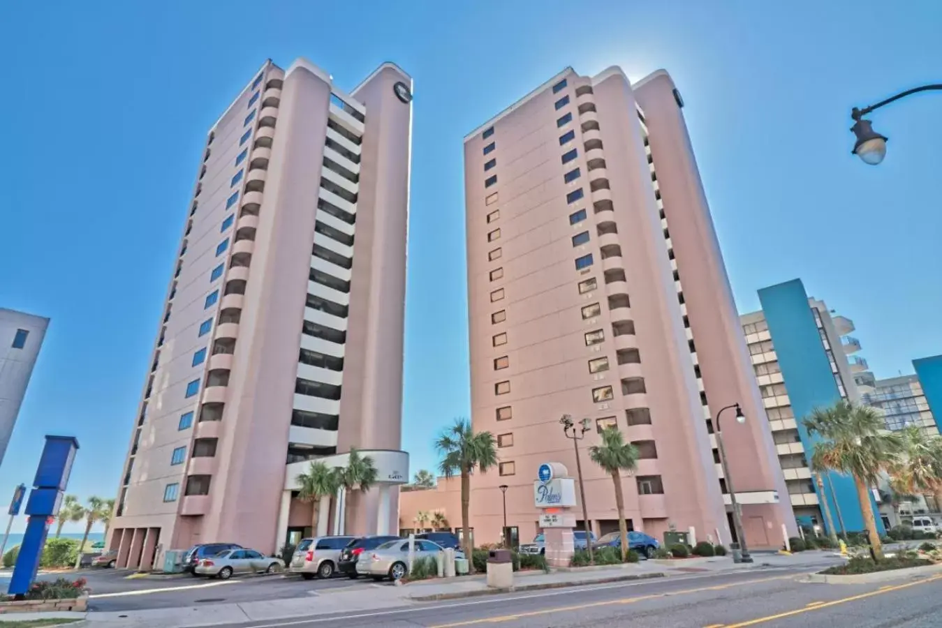 Facade/entrance, Property Building in Suites at the Beach