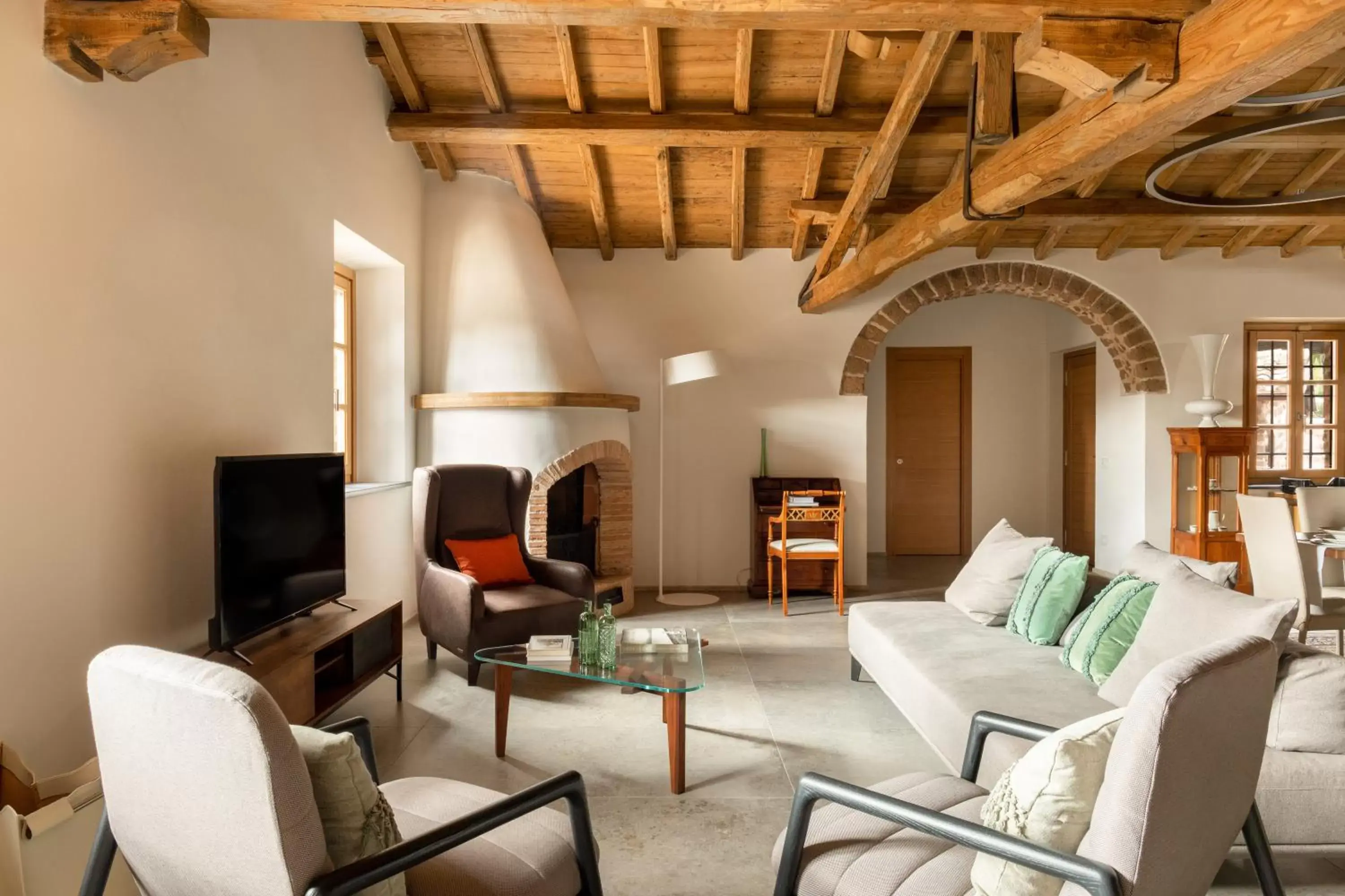 Communal lounge/ TV room, Seating Area in Antico Borgo Molino 7cento