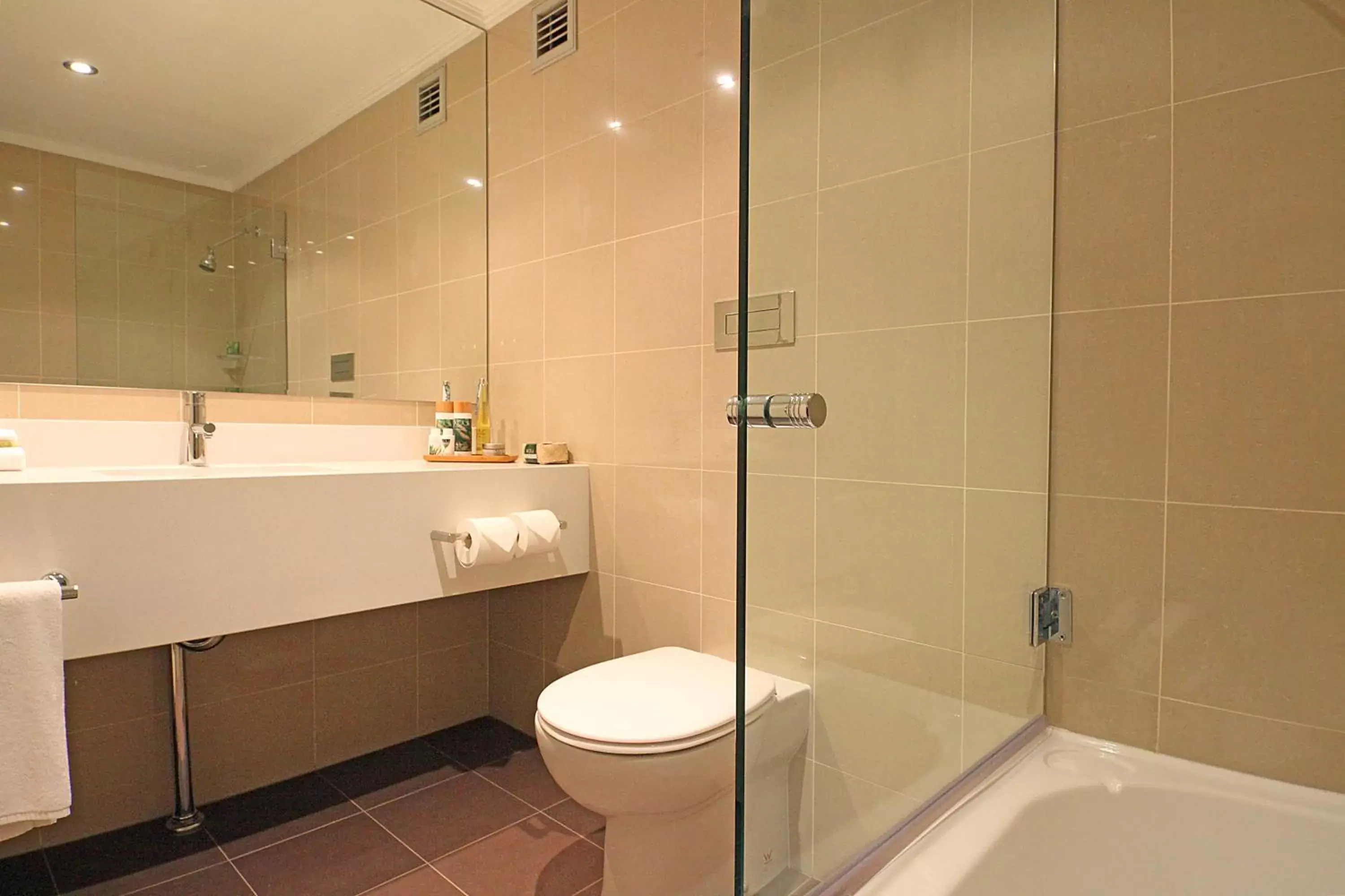 Bathroom in Fairmont Resort & Spa Blue Mountains MGallery by Sofitel