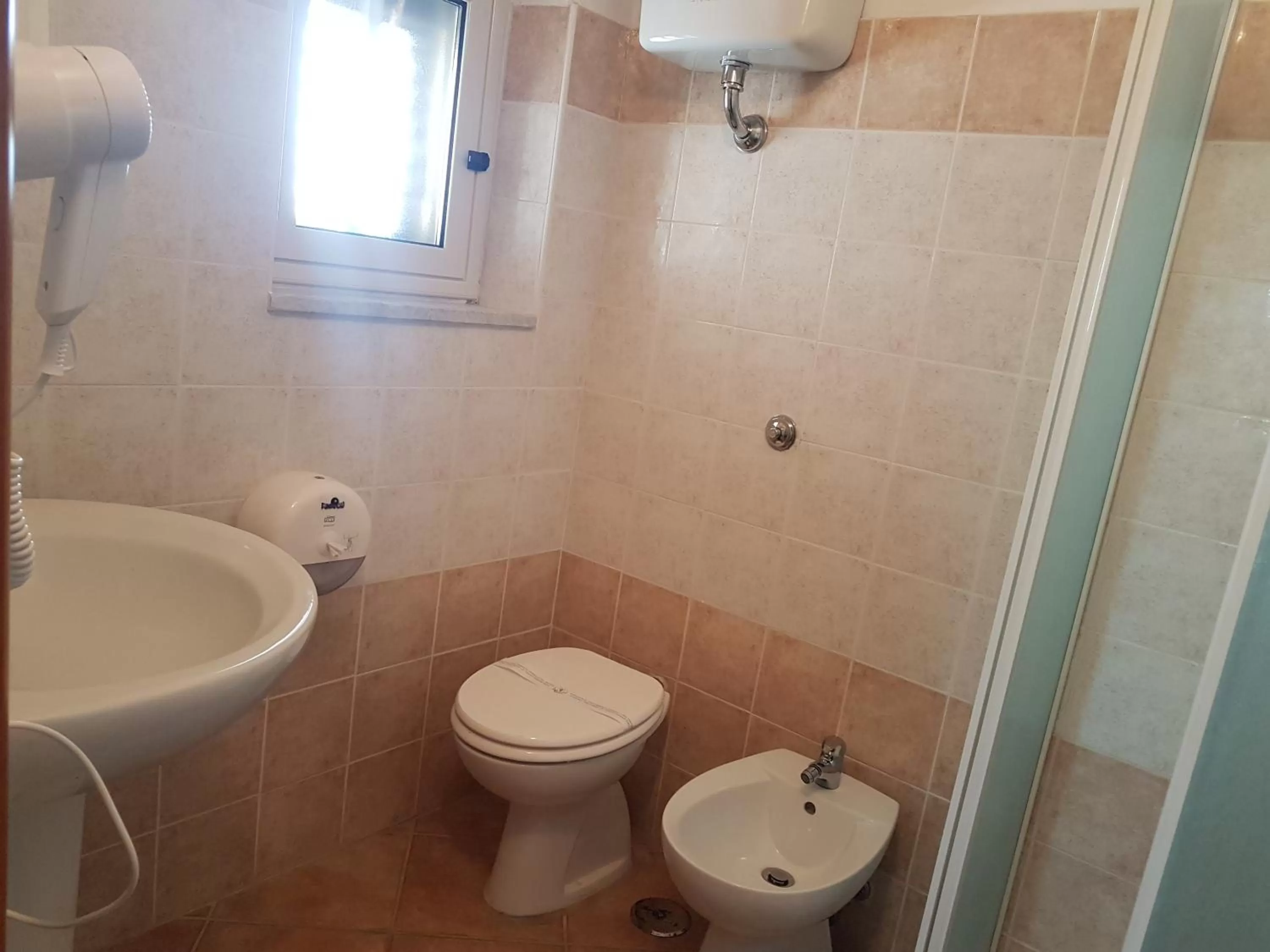 Bathroom in B&B Magna Grecia