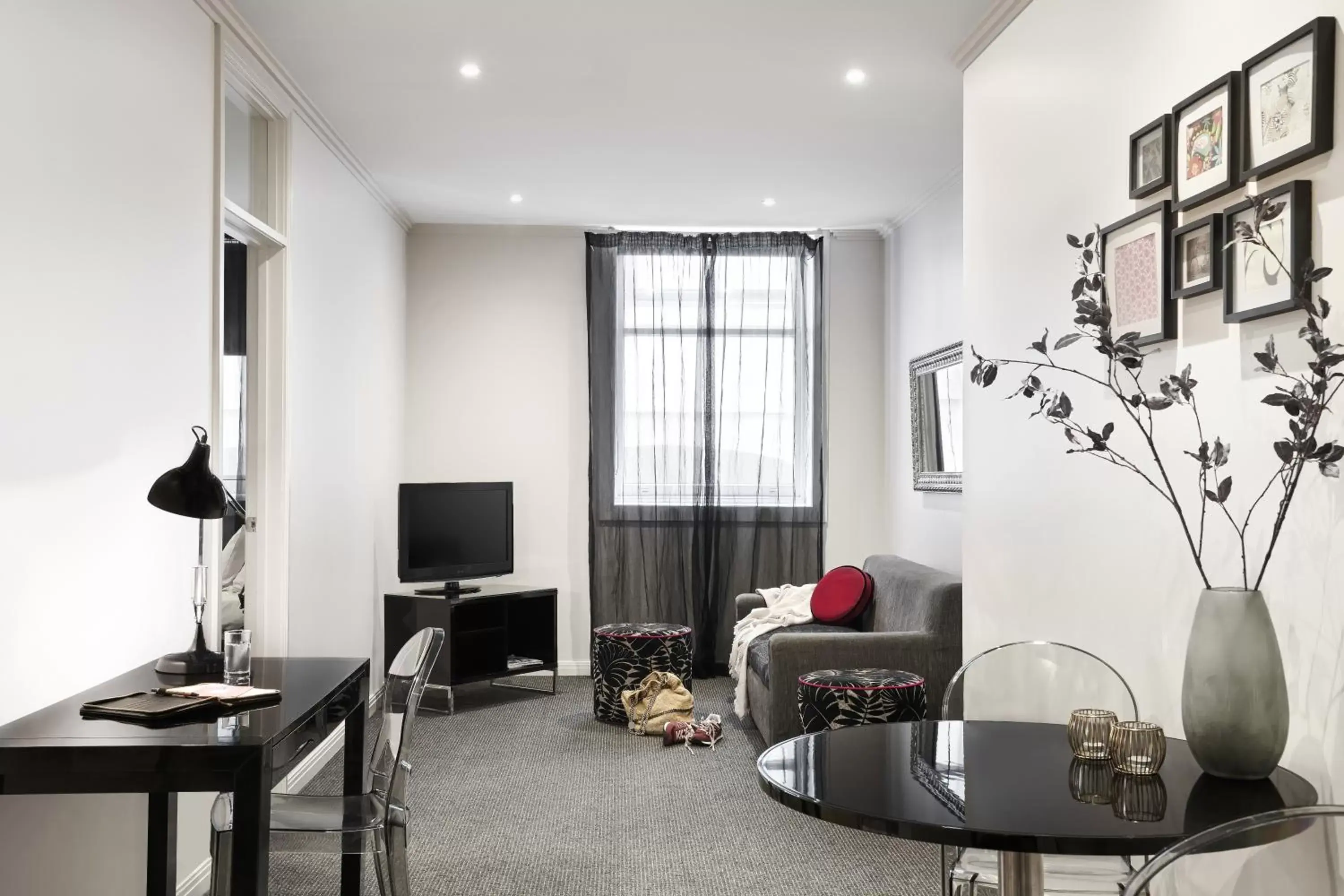 Living room, Seating Area in Punthill Apartment Hotel - Flinders Lane