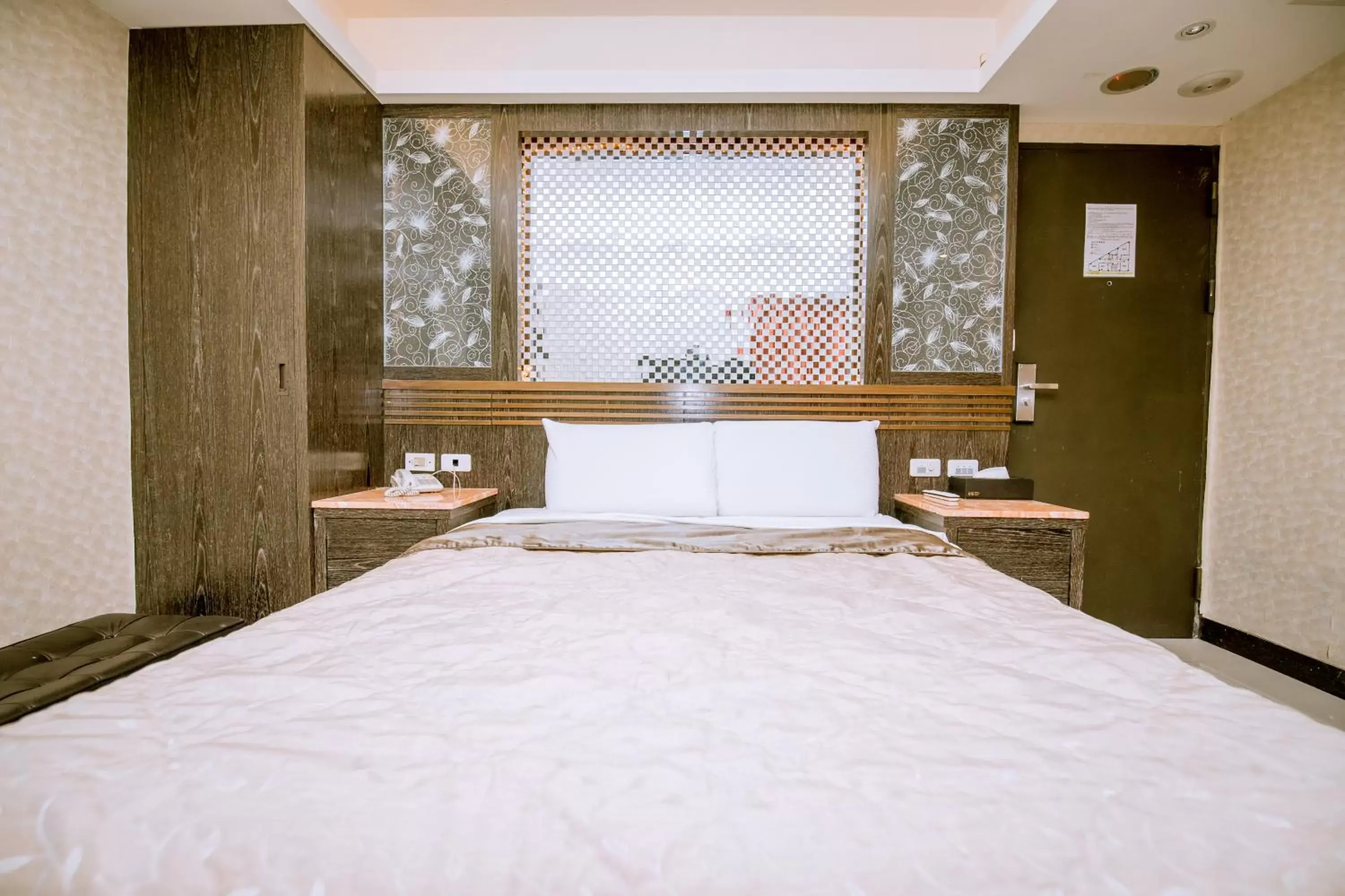 Bed in Guide Hotel Taipei Xinyi