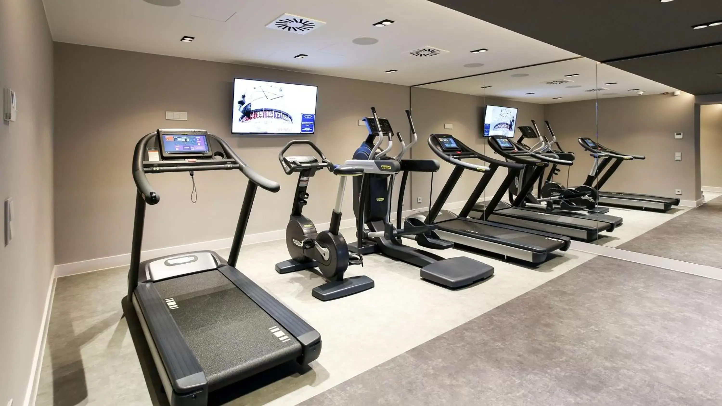 Spa and wellness centre/facilities, Fitness Center/Facilities in art'otel berlin mitte, Powered by Radisson Hotels