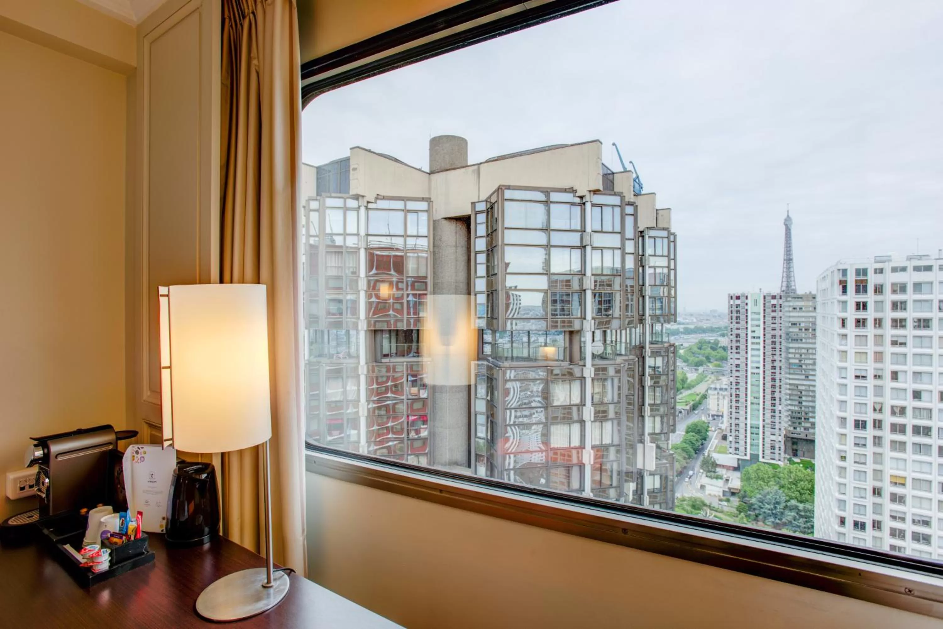Bedroom in Novotel Paris Centre Tour Eiffel