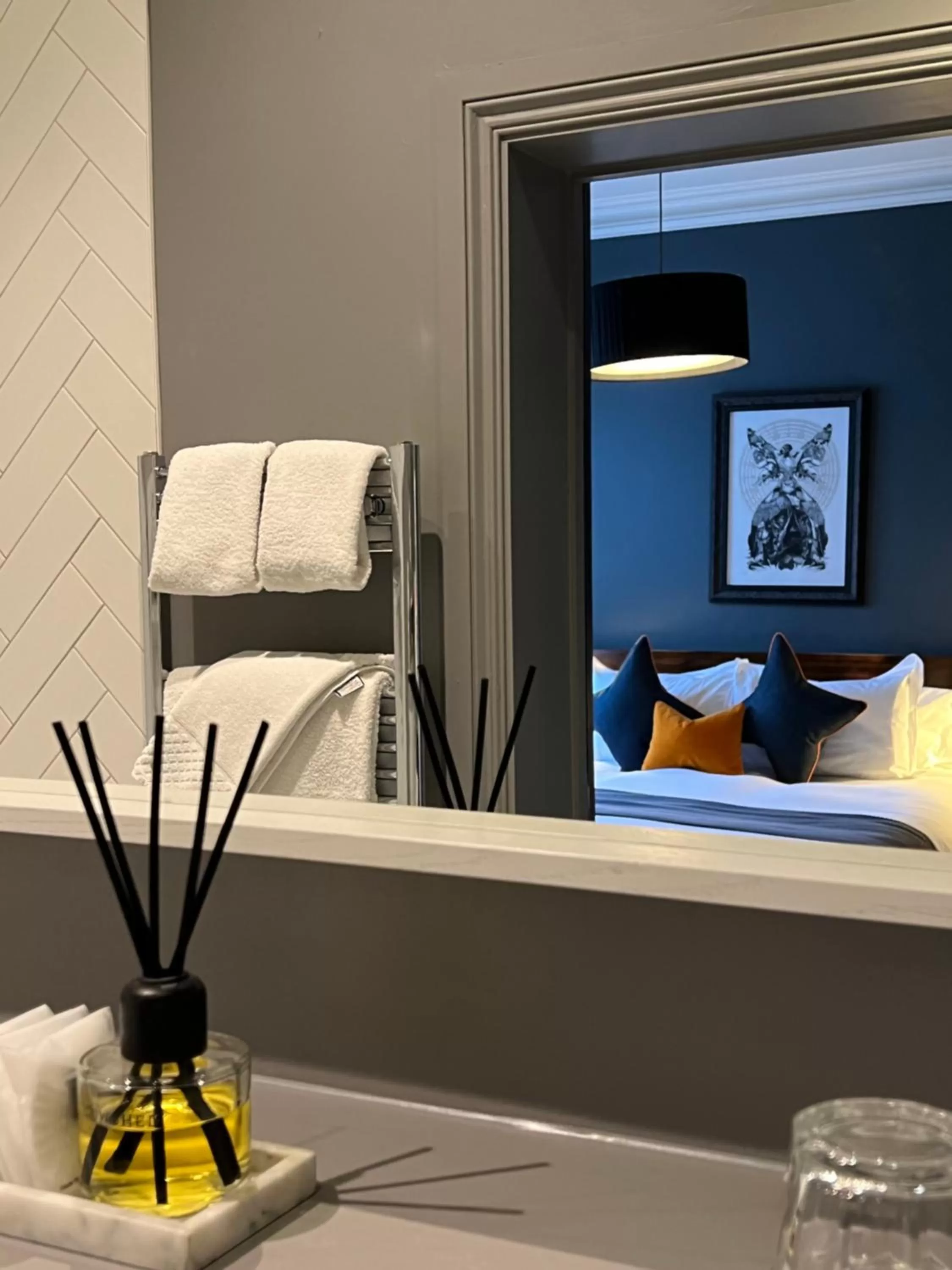 Bathroom, Bed in The Ginger Pig