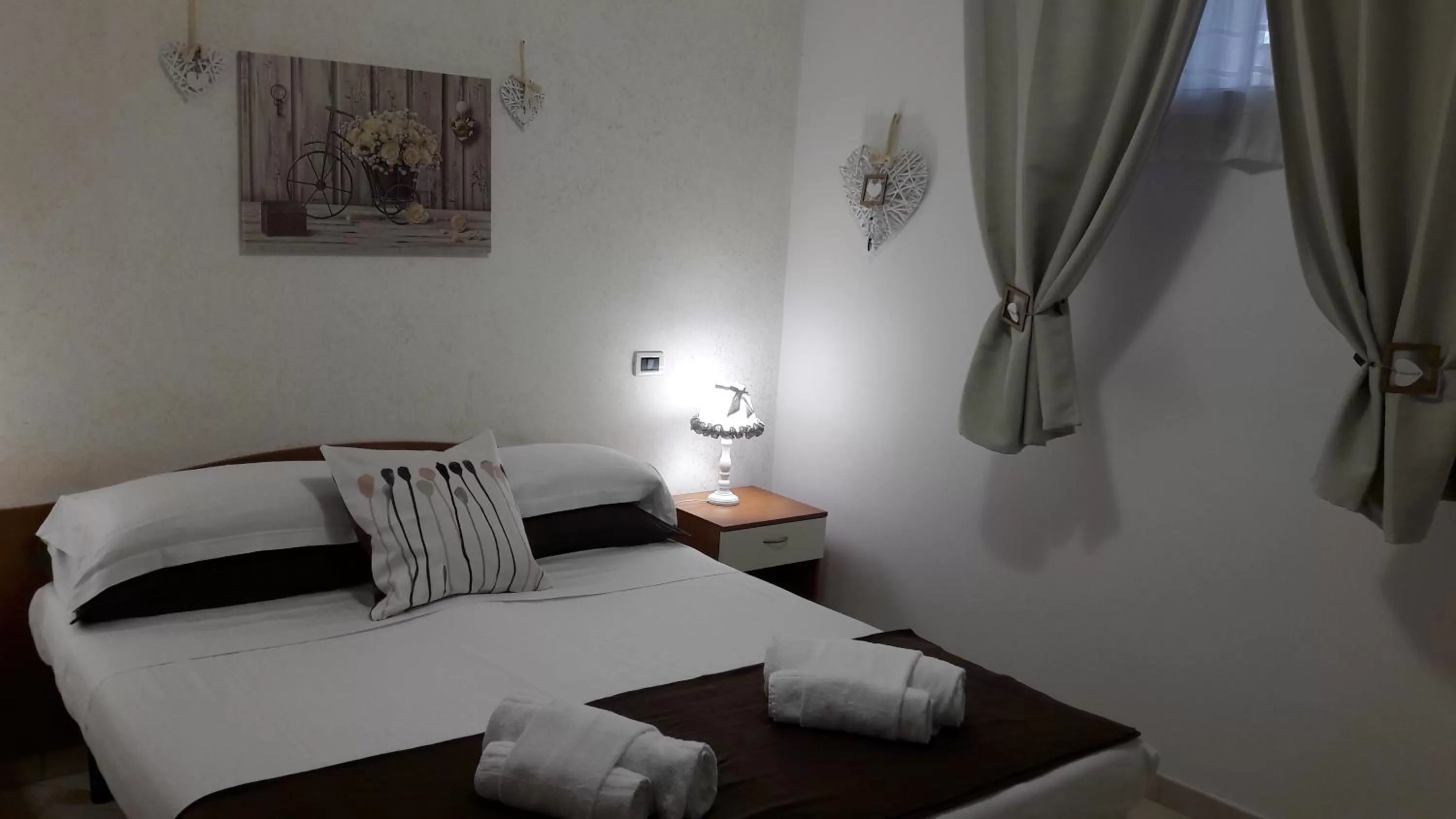 Bedroom, Bed in Nataly's House Bed&Breakfast