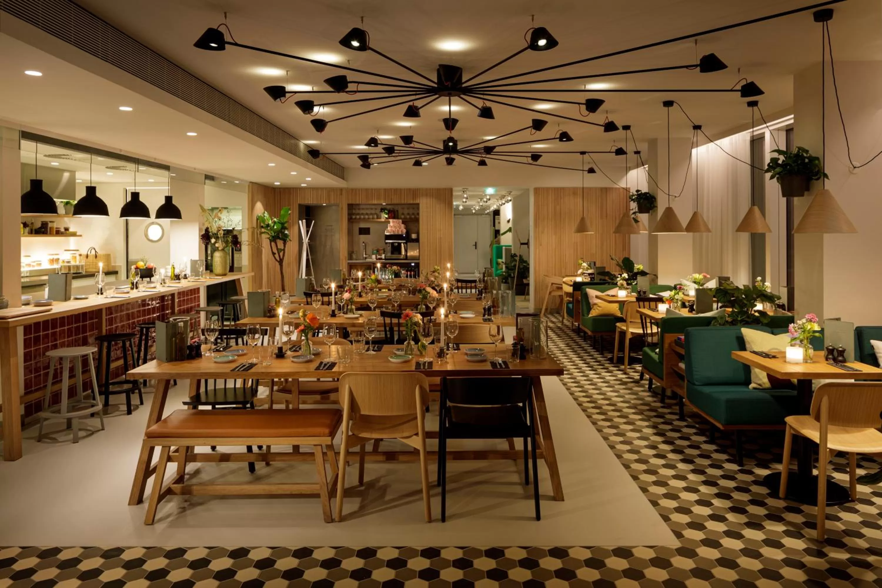 Restaurant/places to eat in Zoku Paris