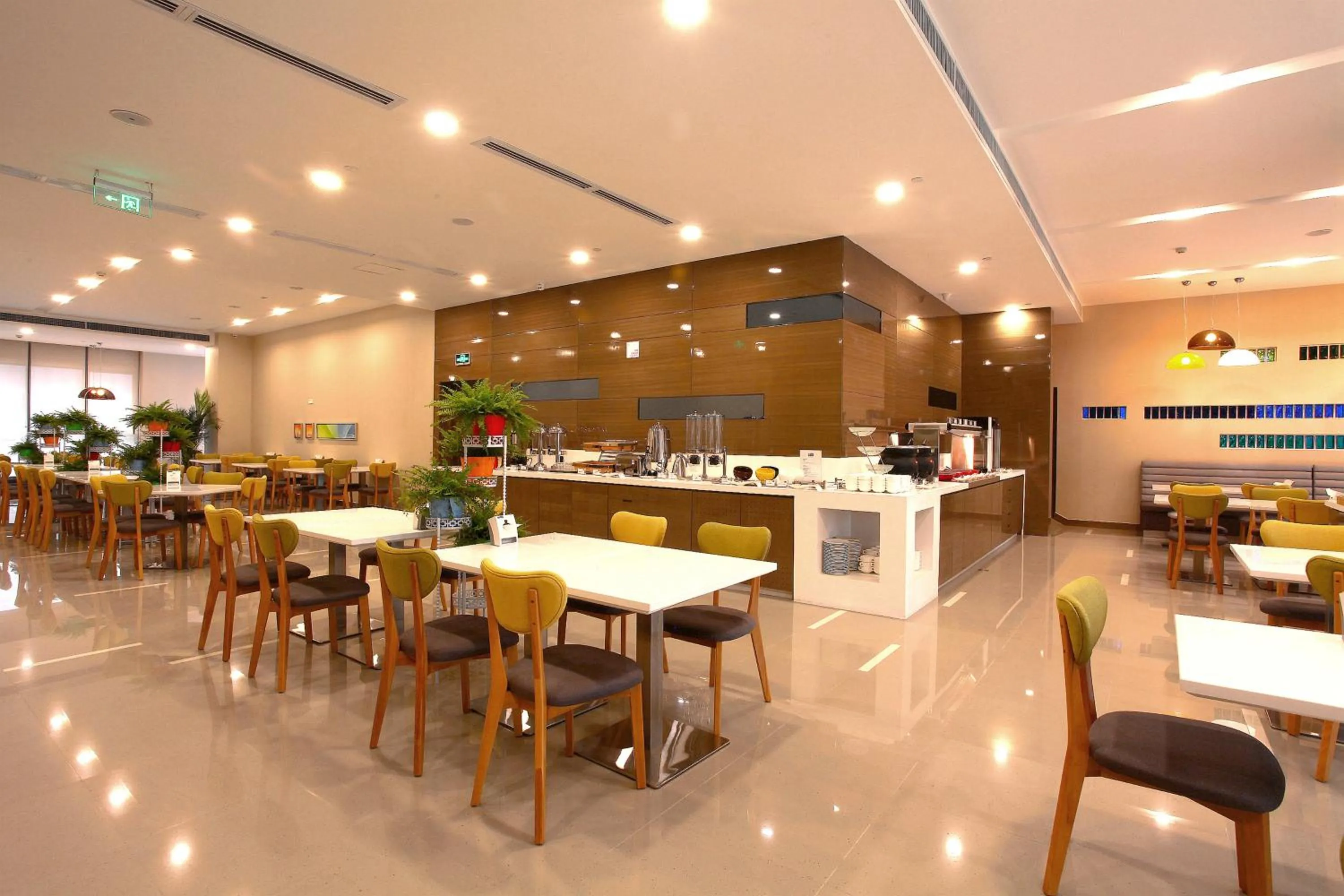 Restaurant/places to eat in Holiday Inn Express Xi'an High-Tech Zone by IHG