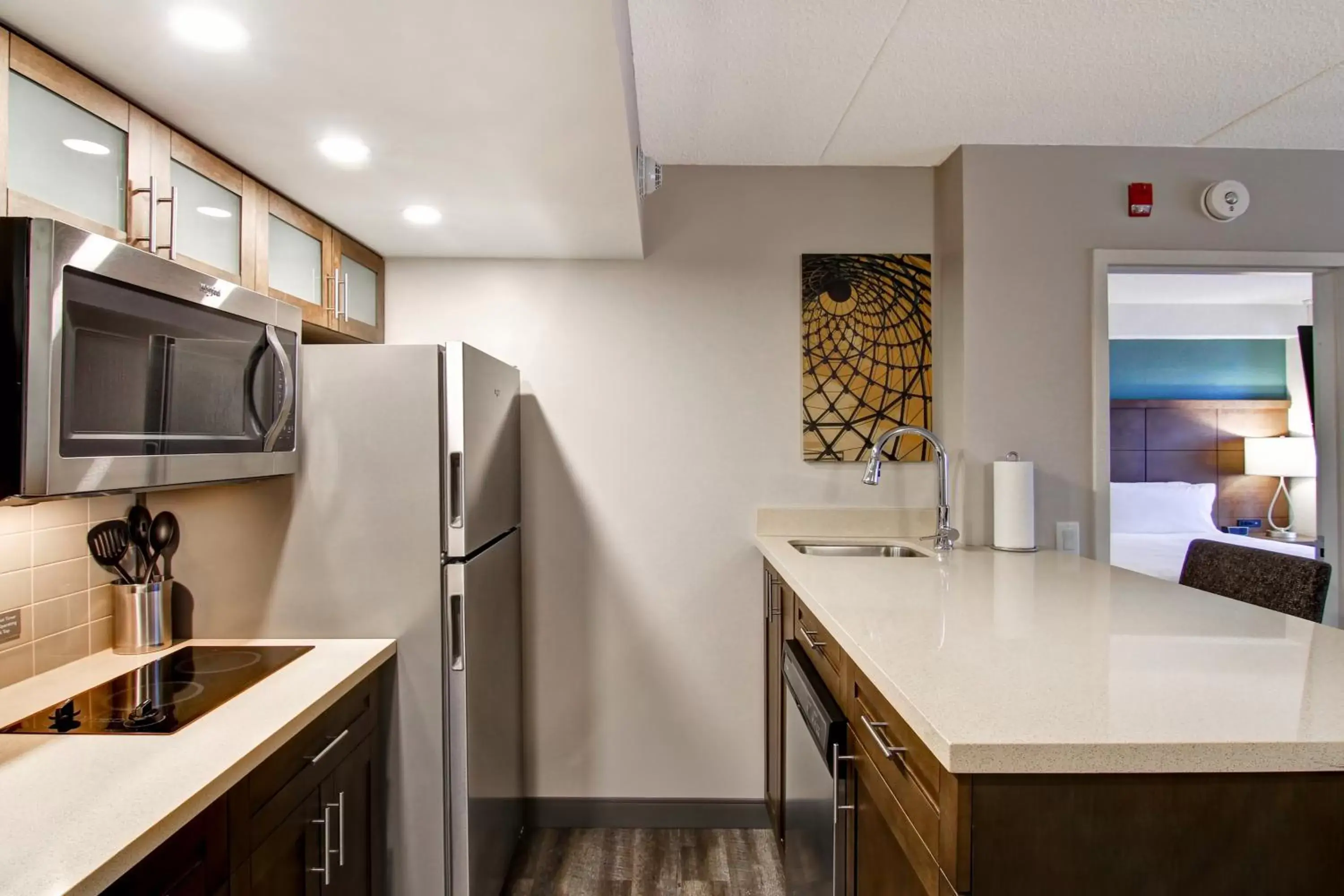 Photo of the whole room, Kitchen/Kitchenette in Staybridge Suites Toronto - Vaughan South, an IHG Hotel