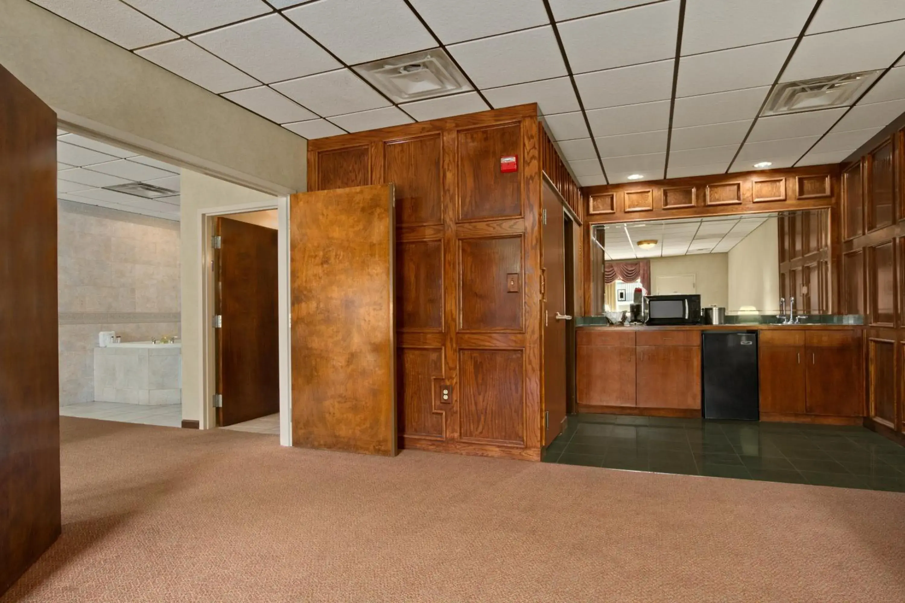 Kitchen or kitchenette in Baymont by Wyndham Johnson City