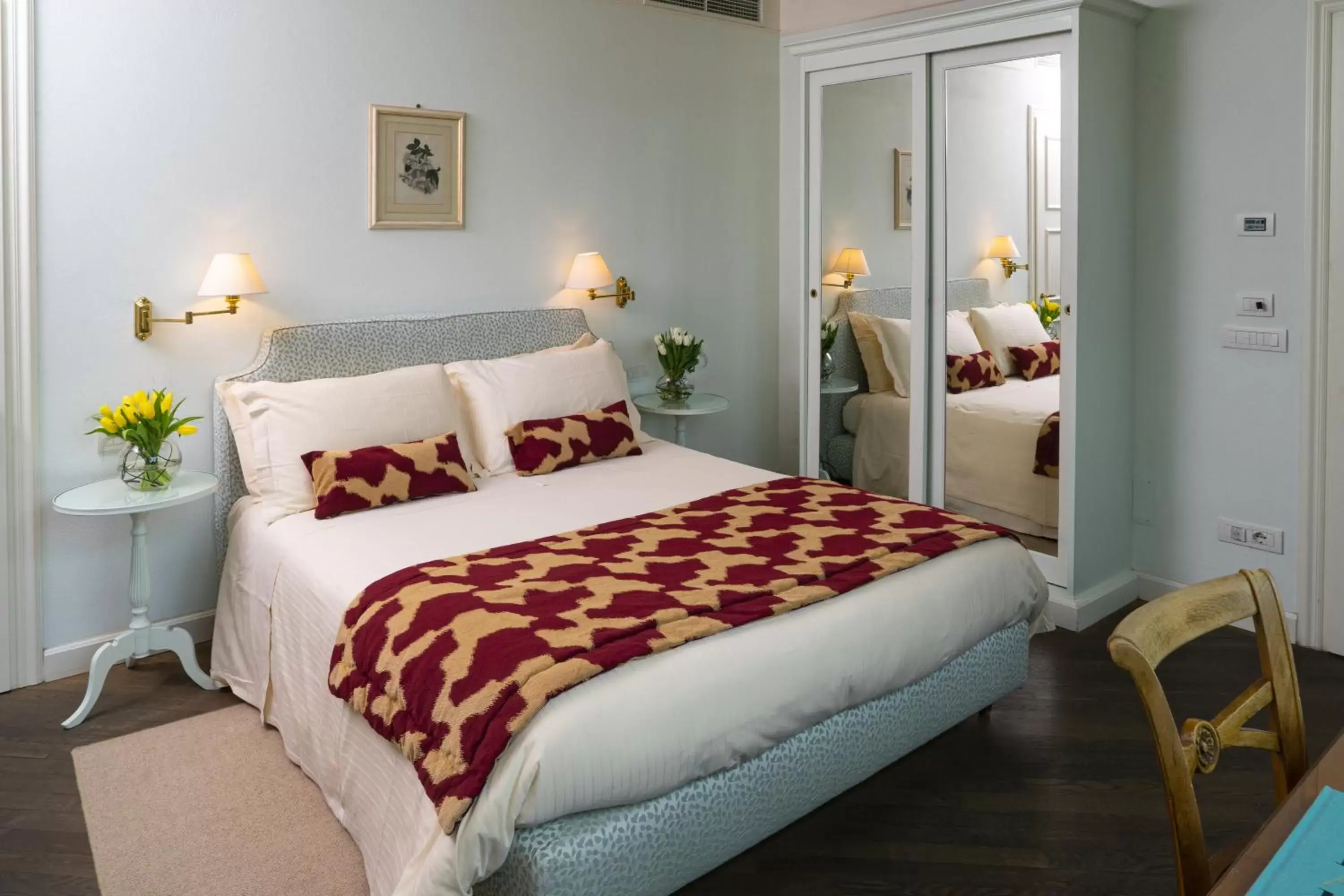 Bed in Villa Abbondanzi Resort