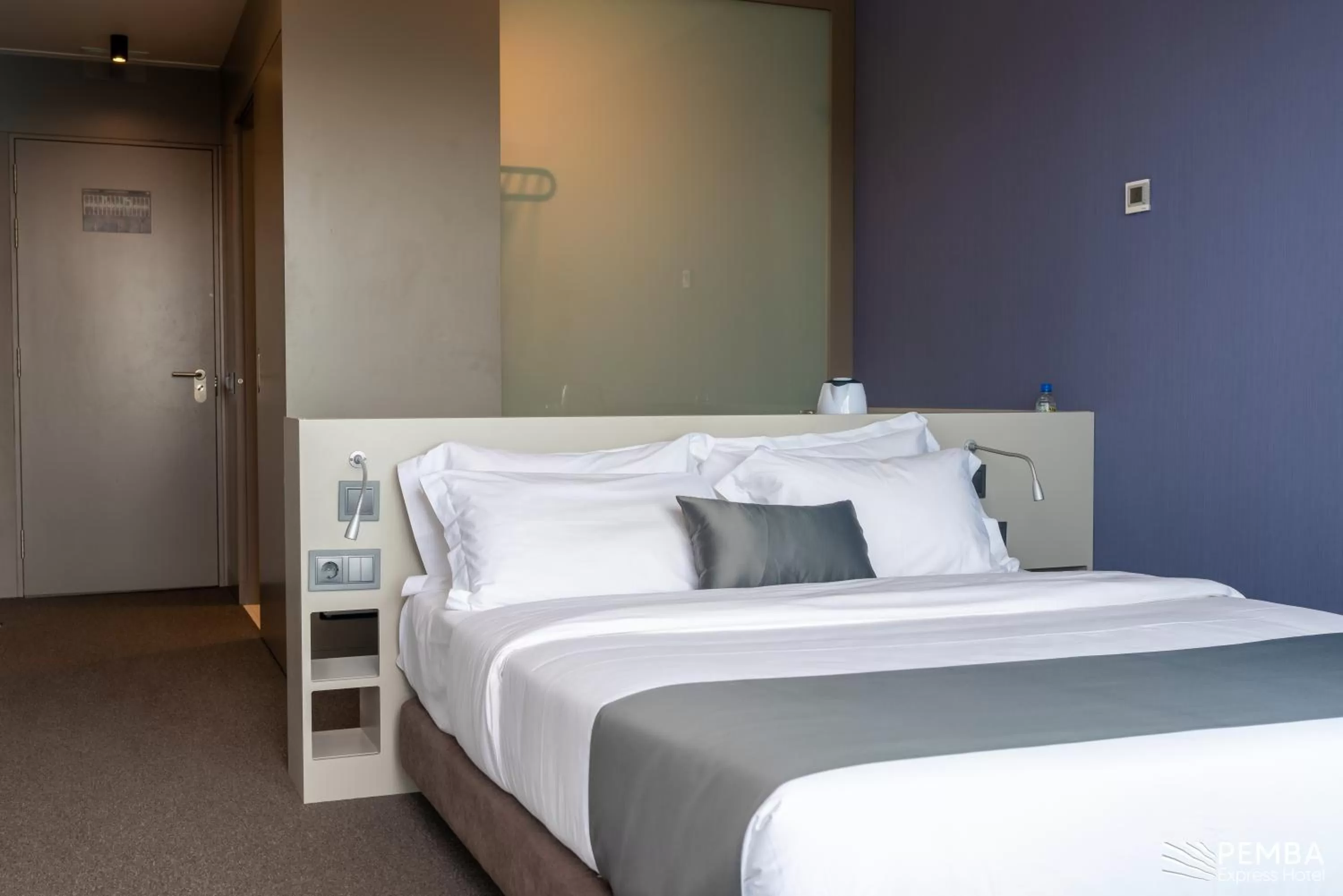 Decorative detail, Bed in Pemba Express Hotel