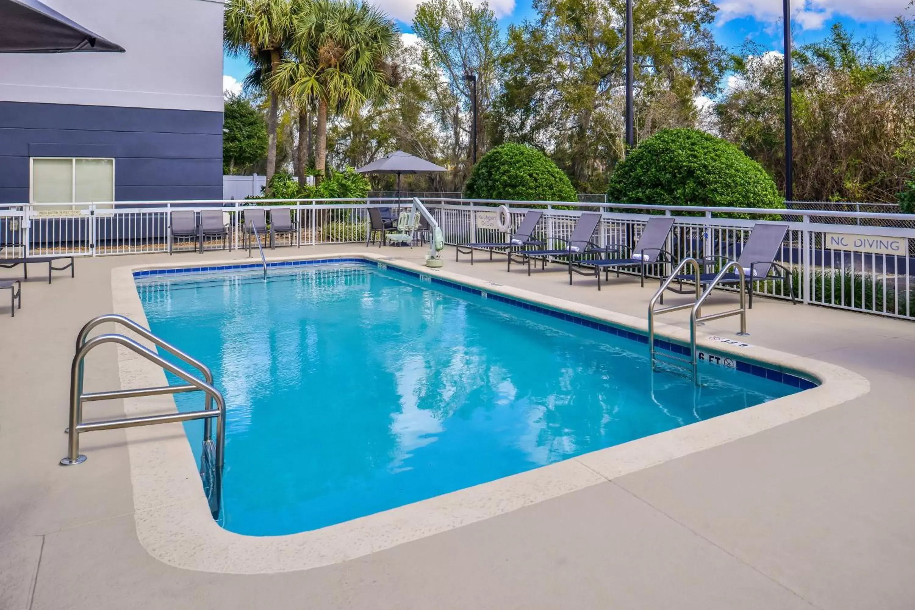 Swimming Pool in Fairfield Inn & Suites by Marriott Ocala